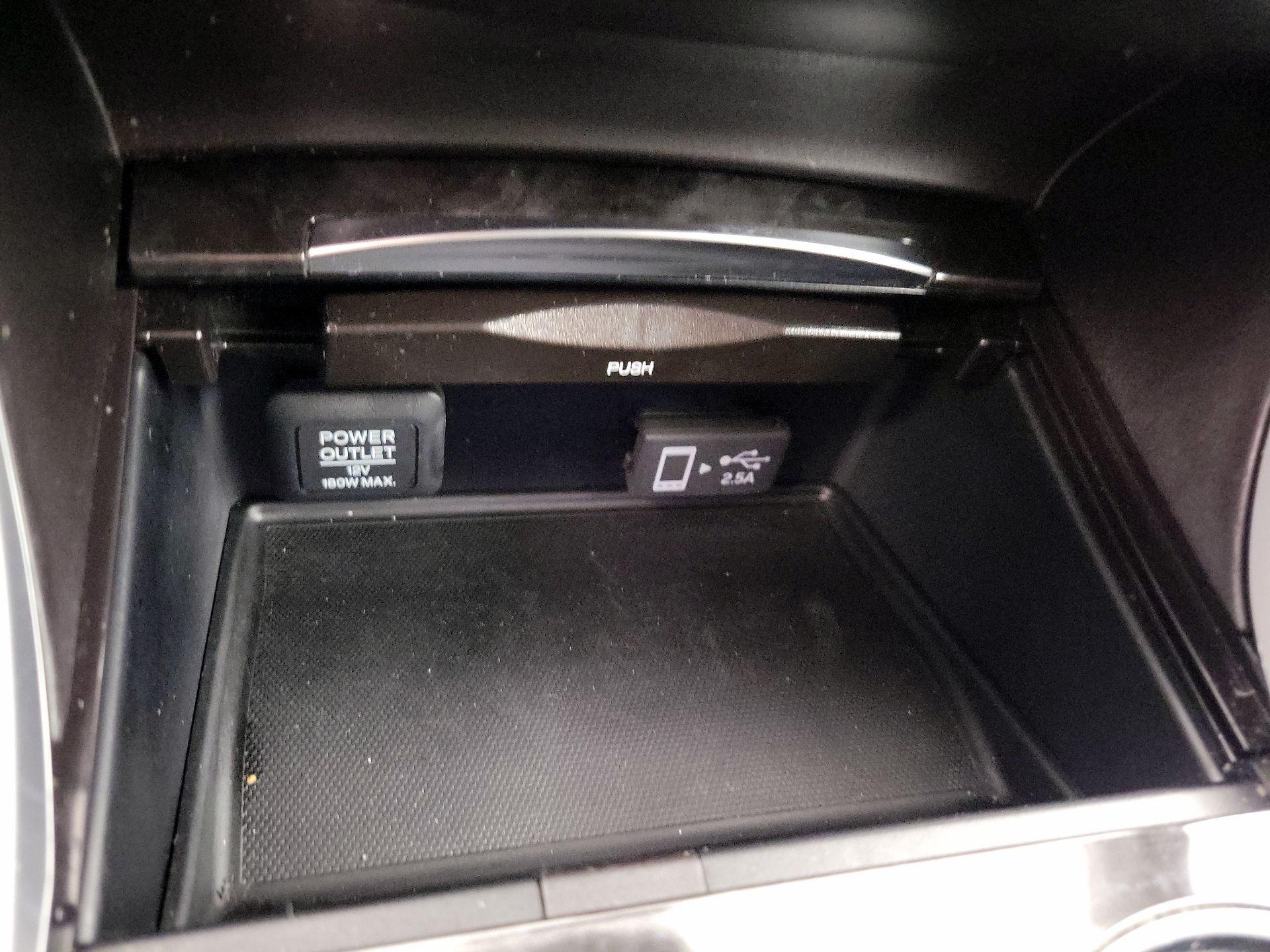 Thumbnail: 2019 Acura TLX - 19