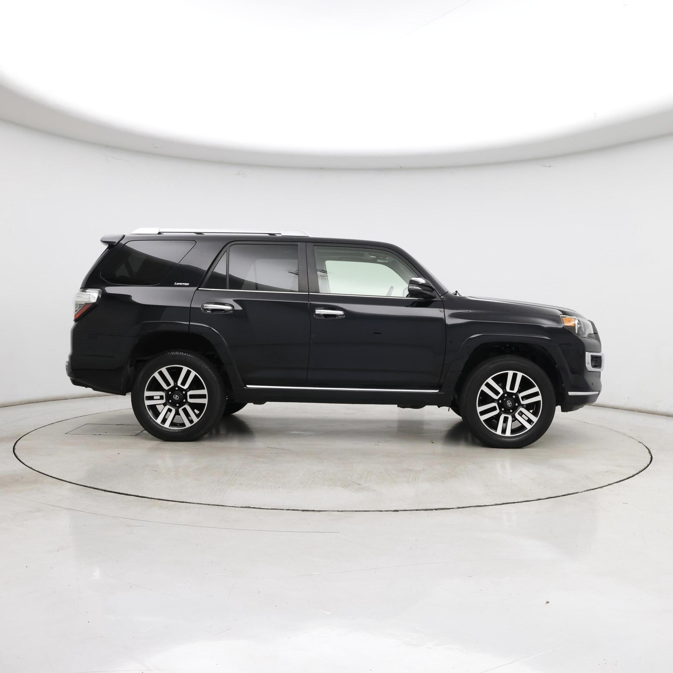 Thumbnail: 2014 Toyota 4Runner - 7