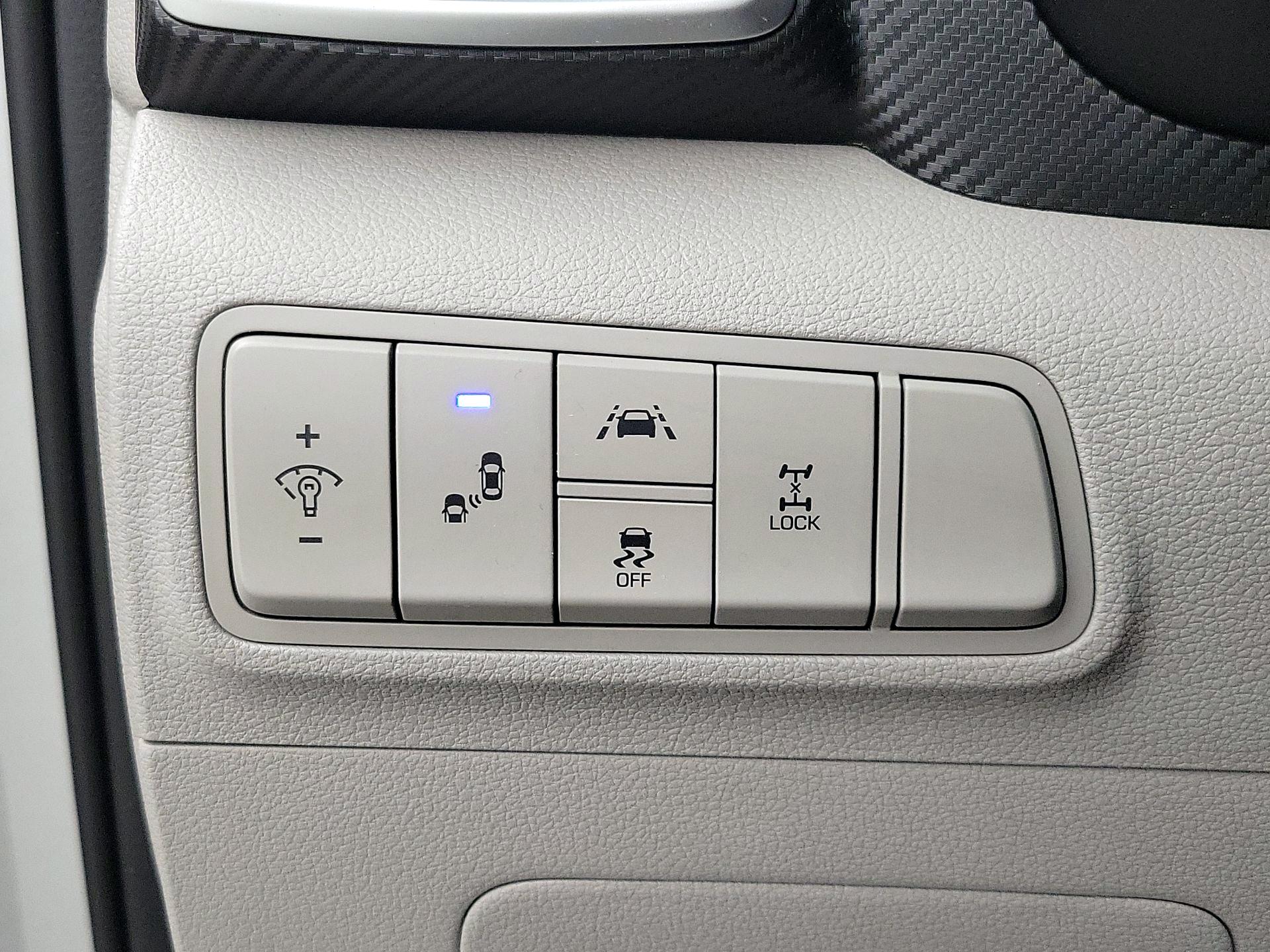 Thumbnail: 2020 Hyundai Tucson - 13