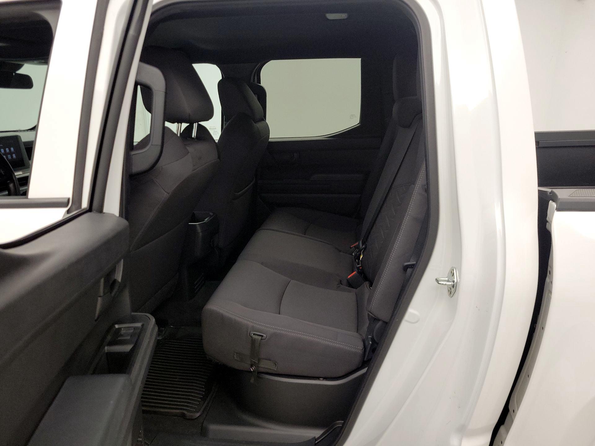 Thumbnail: 2024 Toyota Tacoma - 19