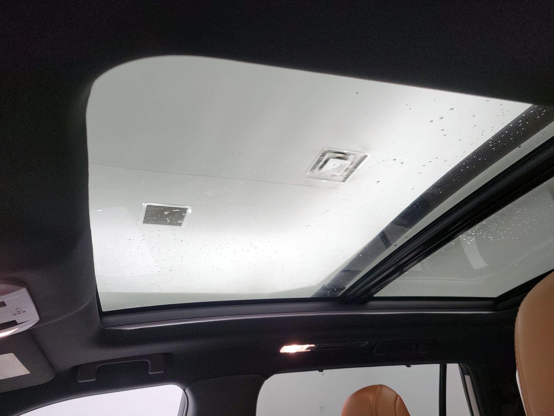 Thumbnail: 2021 Toyota Highlander - 20