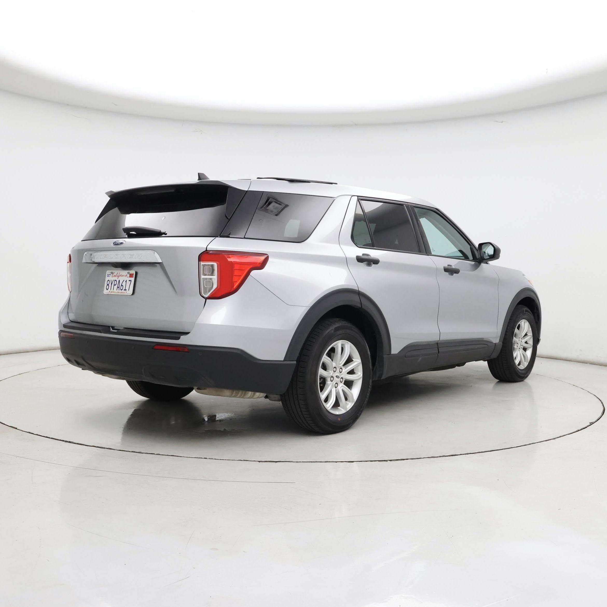 Thumbnail: 2021 Ford Explorer - 8