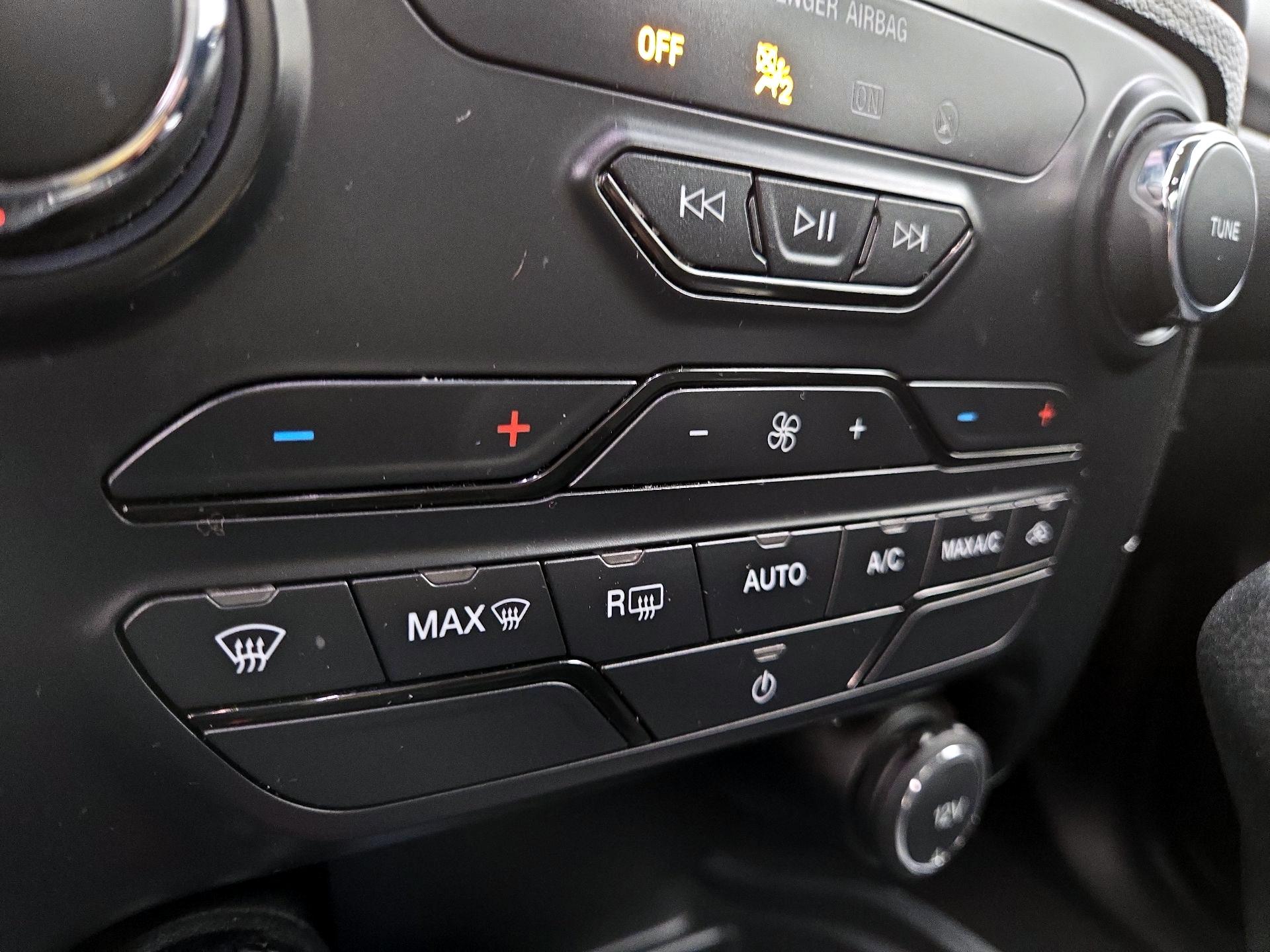 Thumbnail: 2021 Ford Ranger - 16