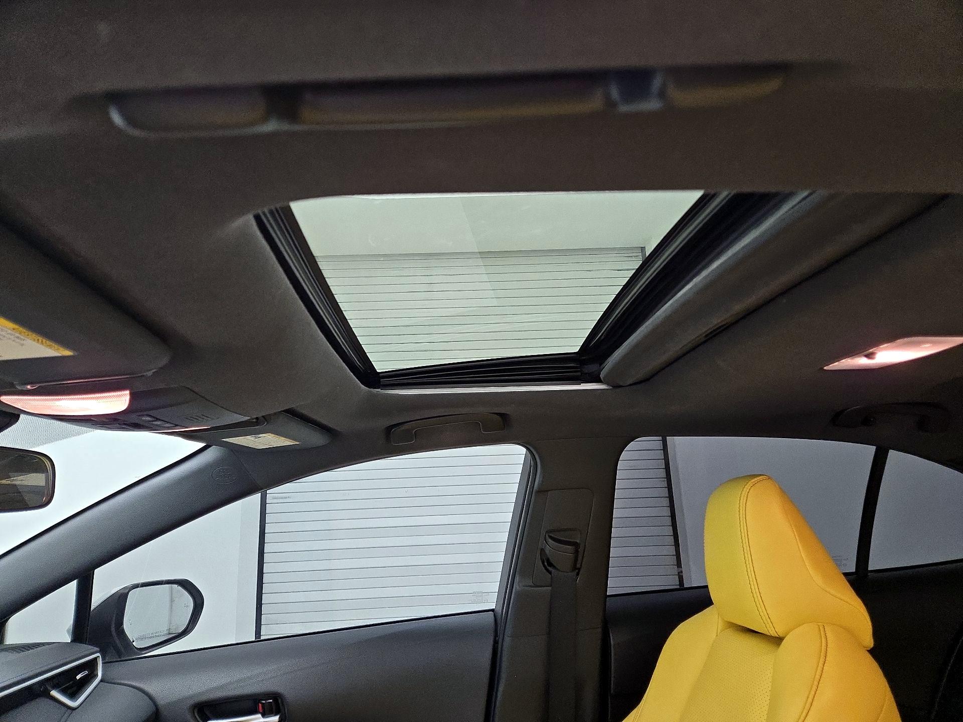 Thumbnail: 2020 Toyota Corolla - 19