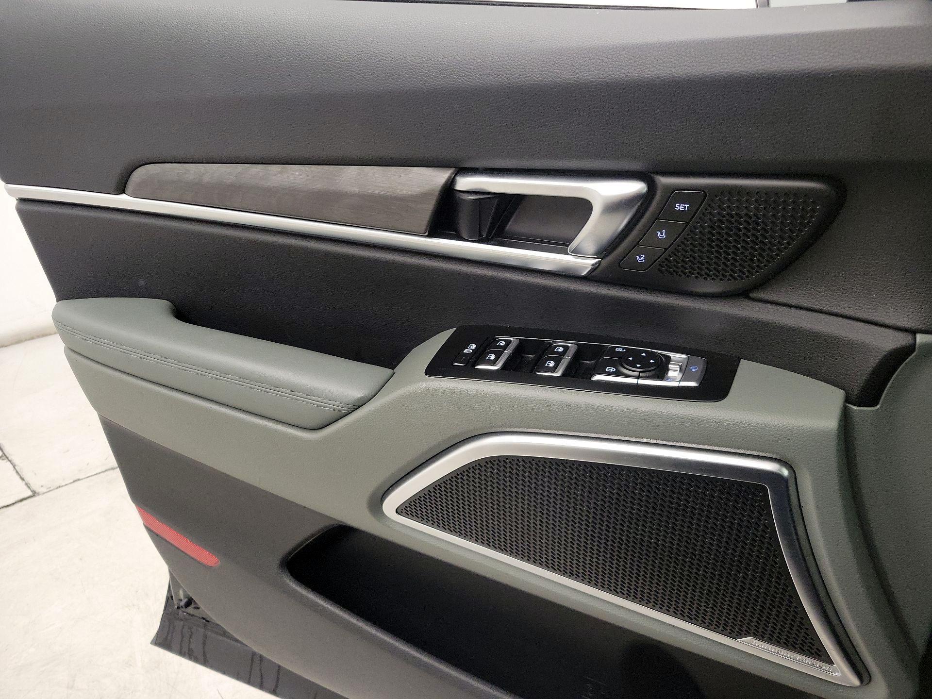 Thumbnail: 2024 Kia Telluride - 12