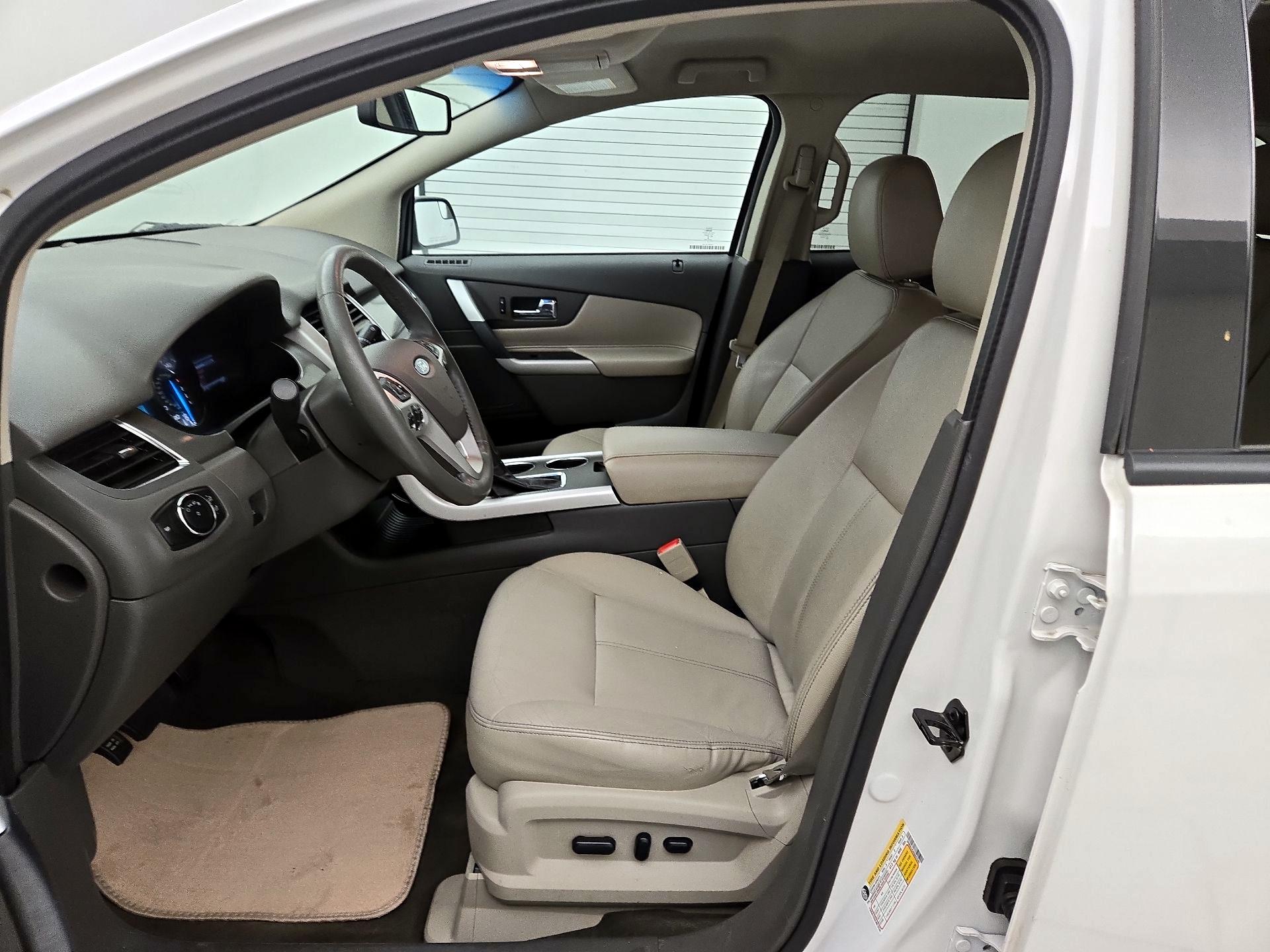 Thumbnail: 2014 Ford Edge - 11