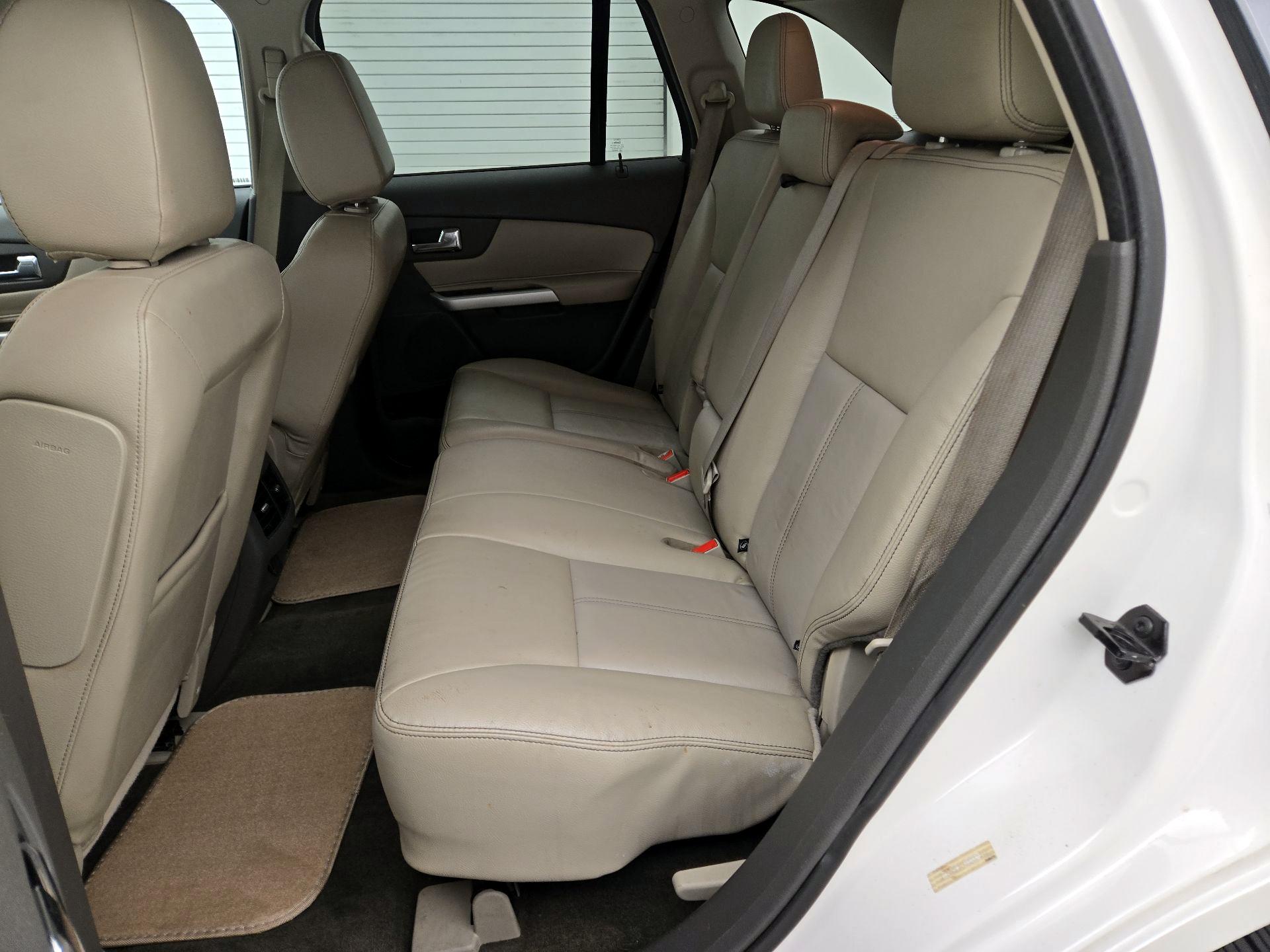 Thumbnail: 2014 Ford Edge - 20