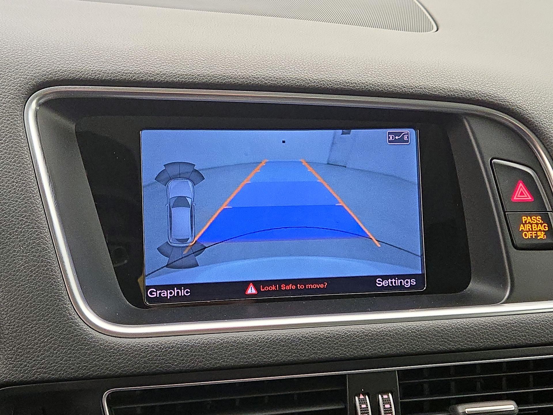 Thumbnail: 2015 Audi Q5 - 15