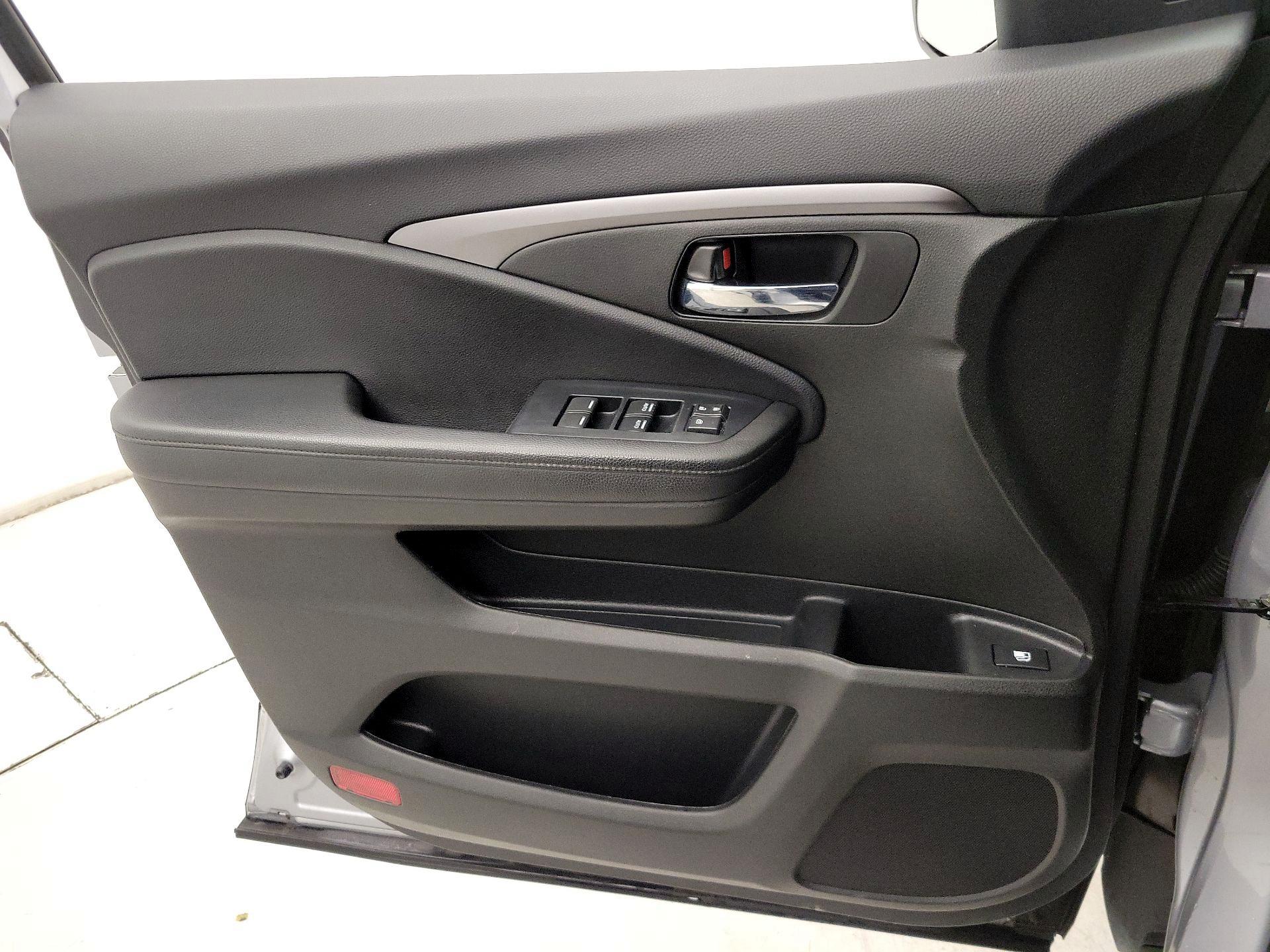 Thumbnail: 2022 Honda Pilot - 12