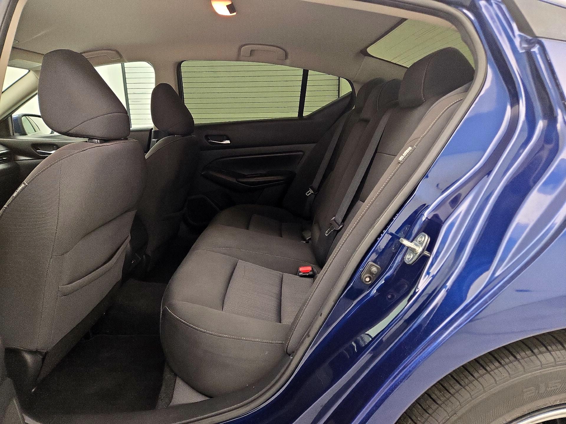 Thumbnail: 2020 Nissan Altima - 19