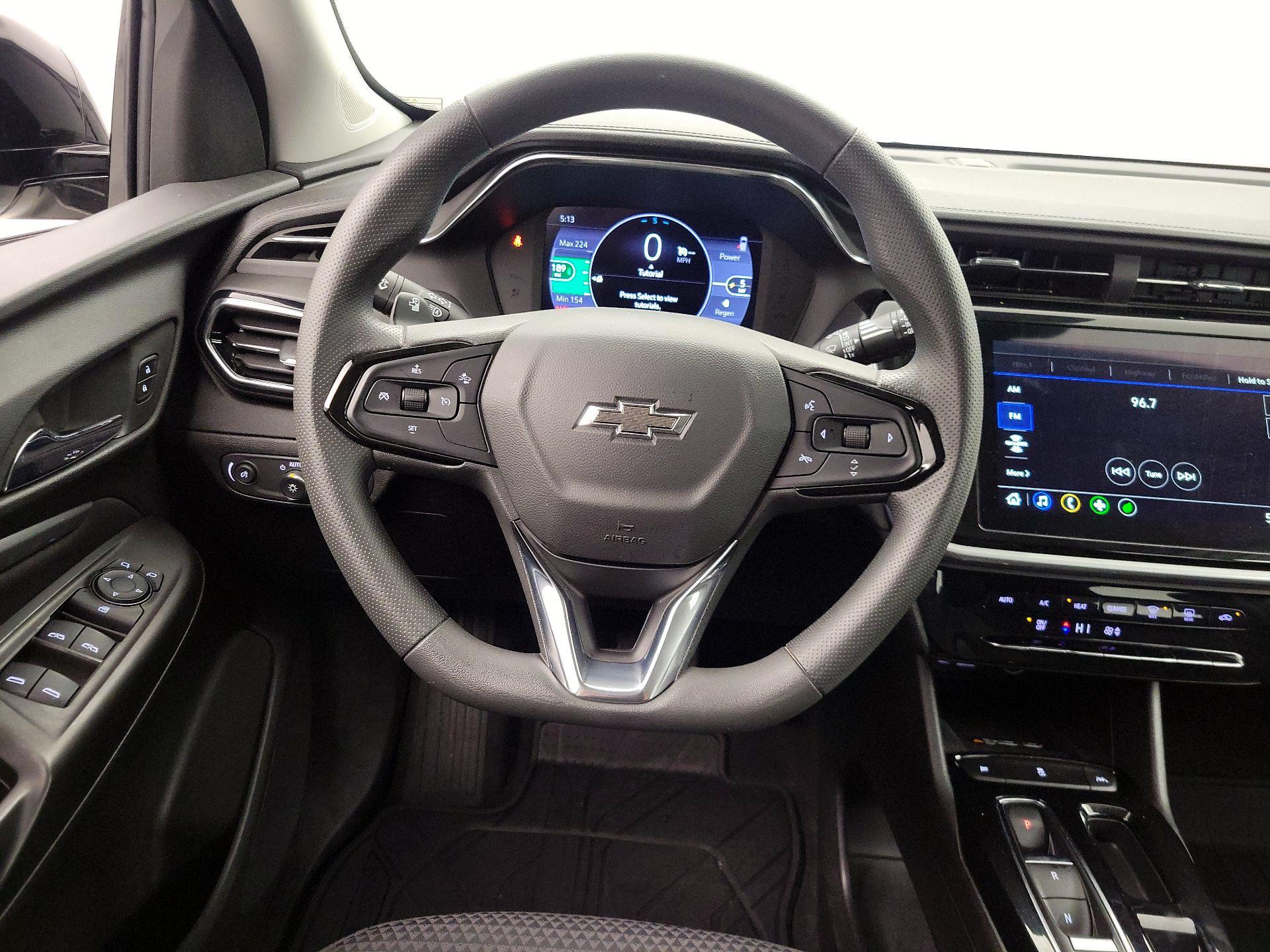 Thumbnail: 2023 Chevrolet Bolt EUV - 10