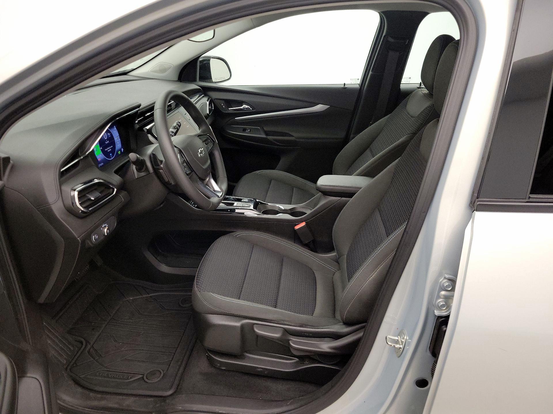 Thumbnail: 2023 Chevrolet Bolt EUV - 11