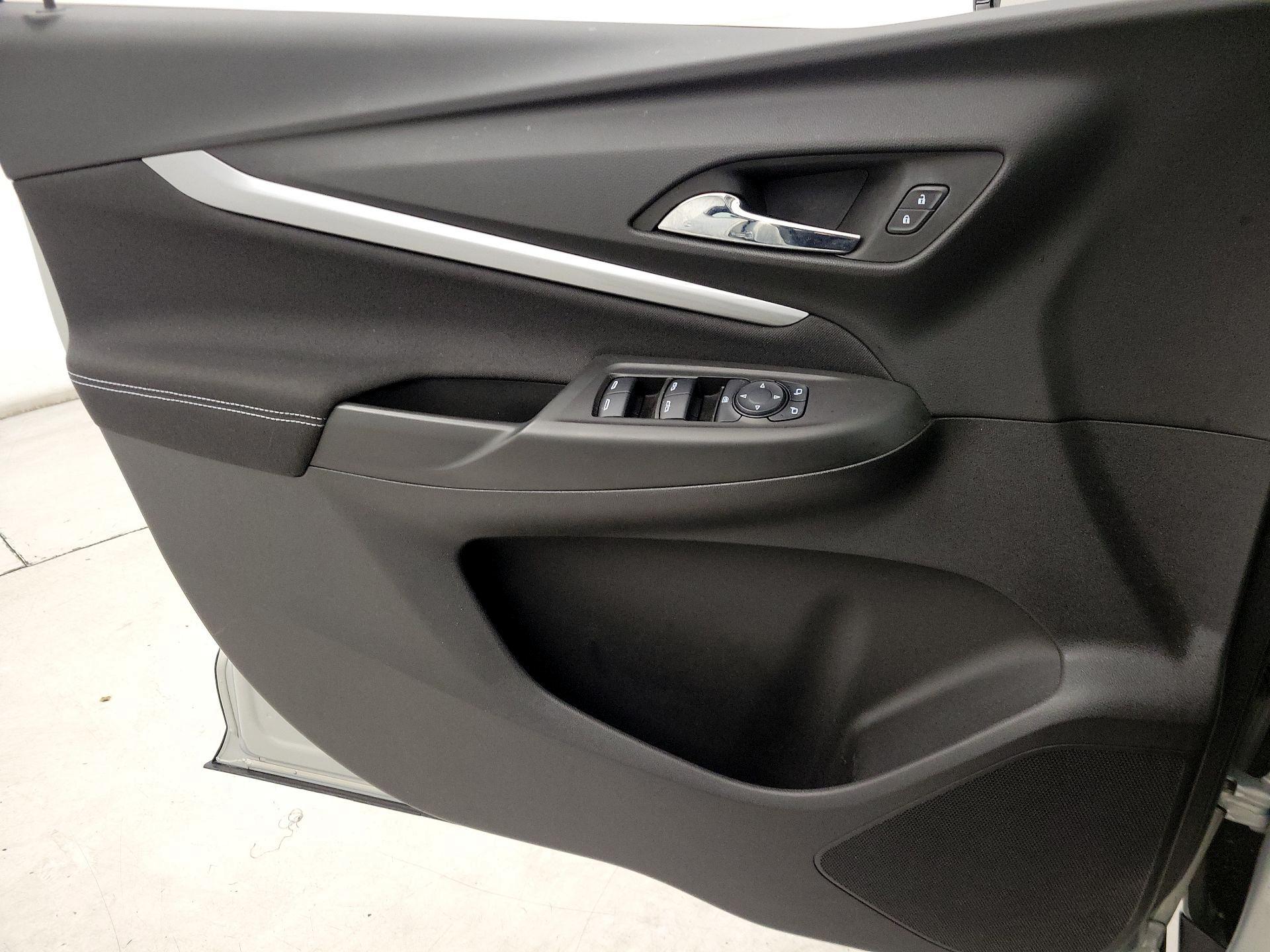 Thumbnail: 2023 Chevrolet Bolt EUV - 12