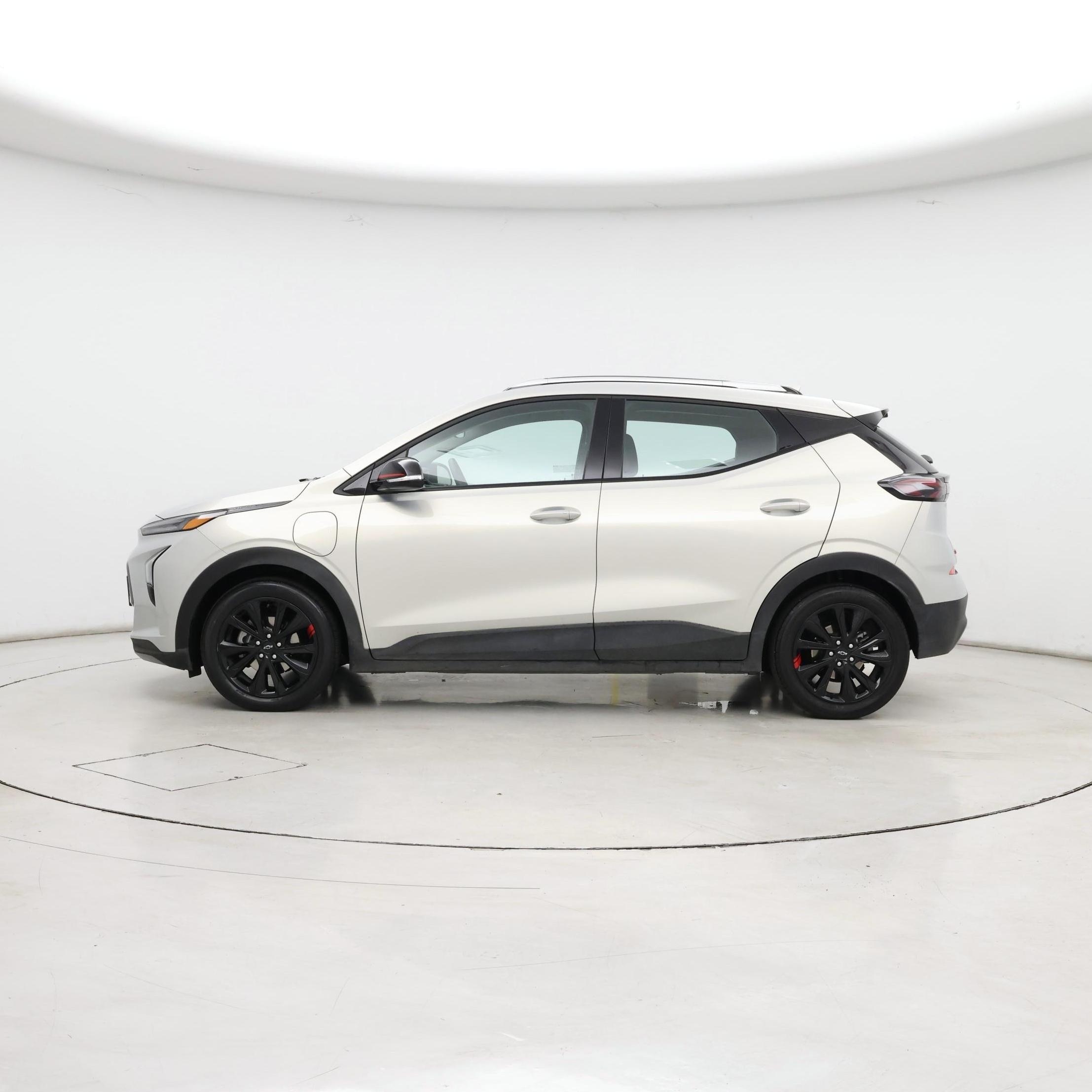 Thumbnail: 2023 Chevrolet Bolt EUV - 3