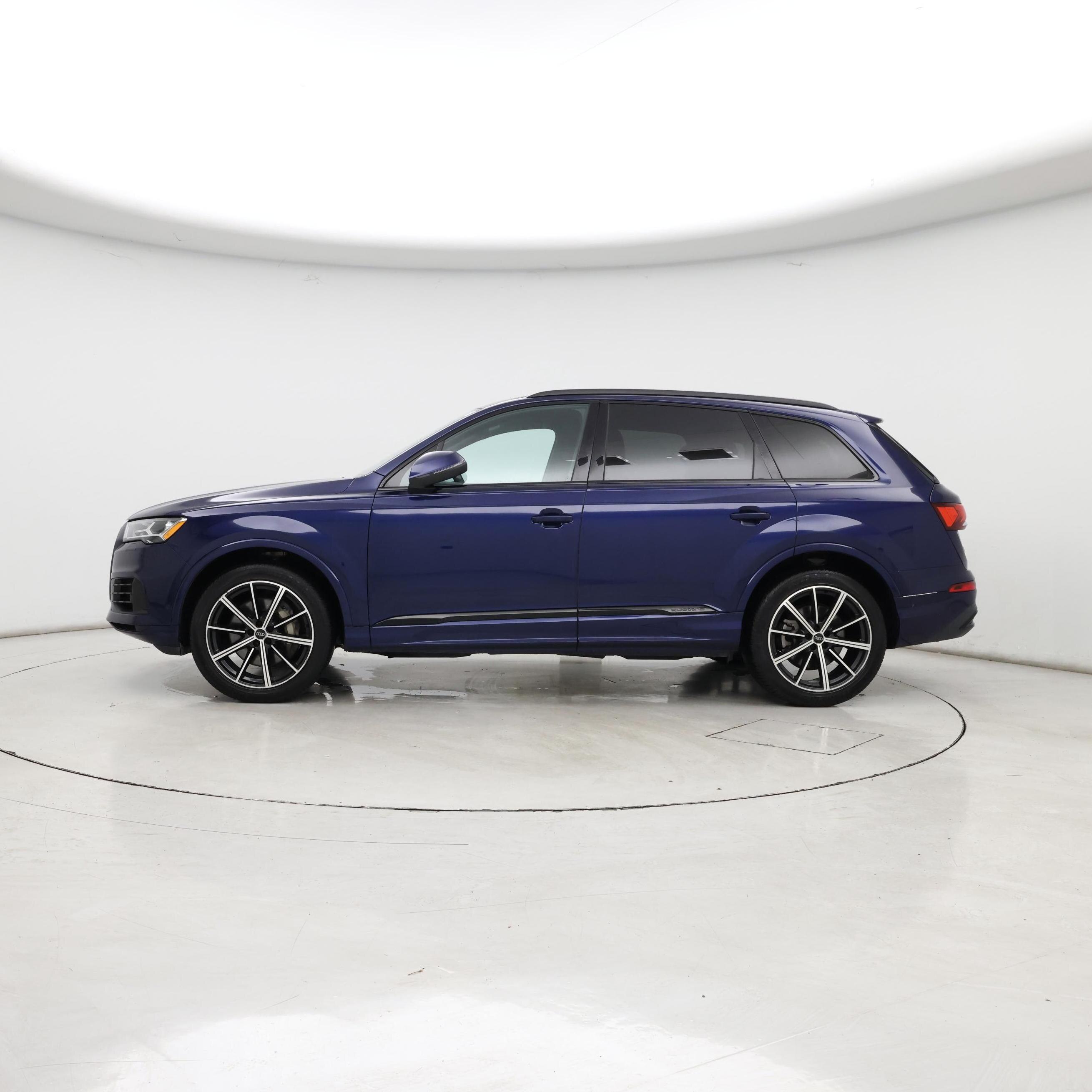 Thumbnail: 2020 Audi Q7 - 3