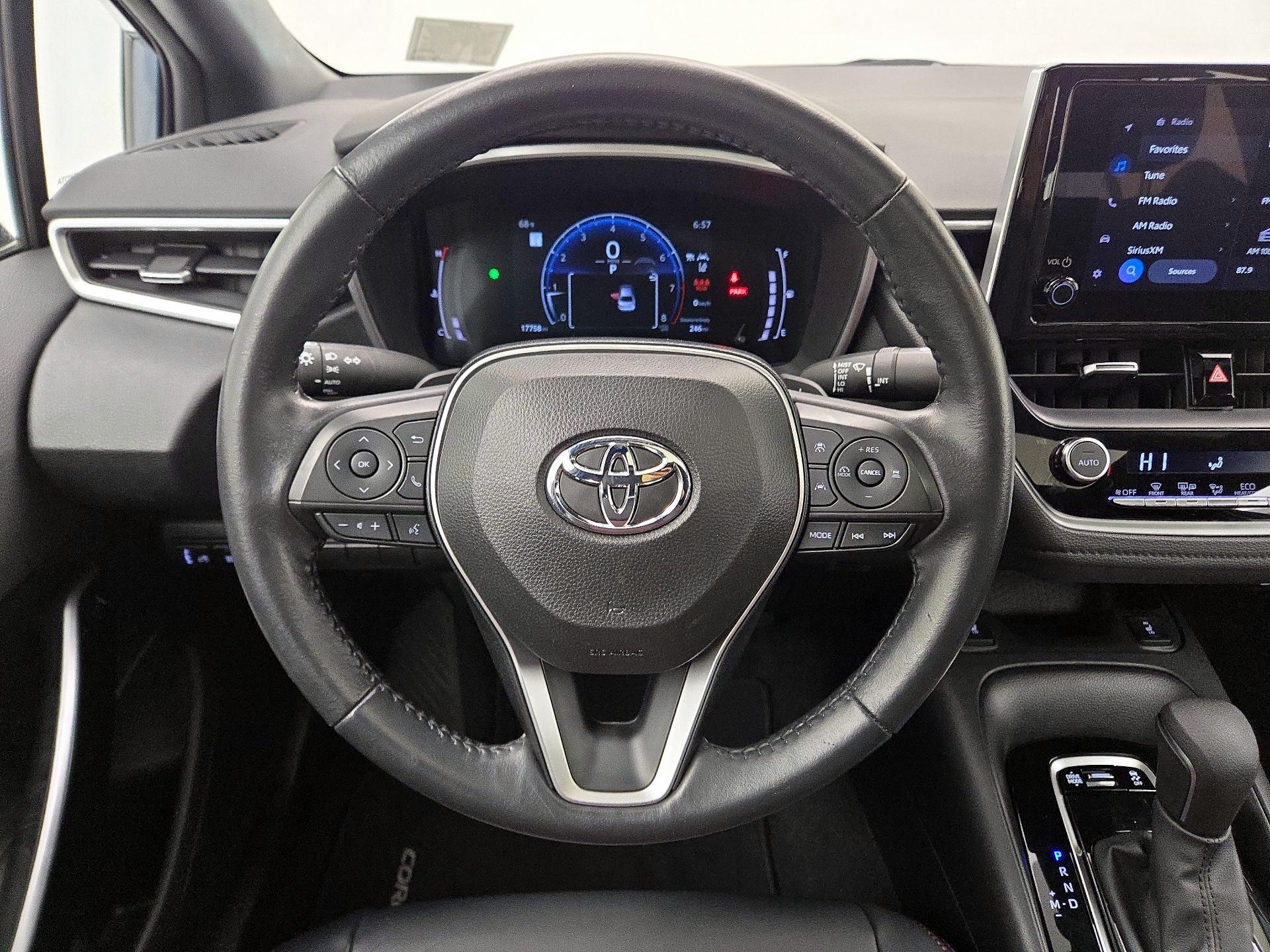 Thumbnail: 2023 Toyota Corolla - 10