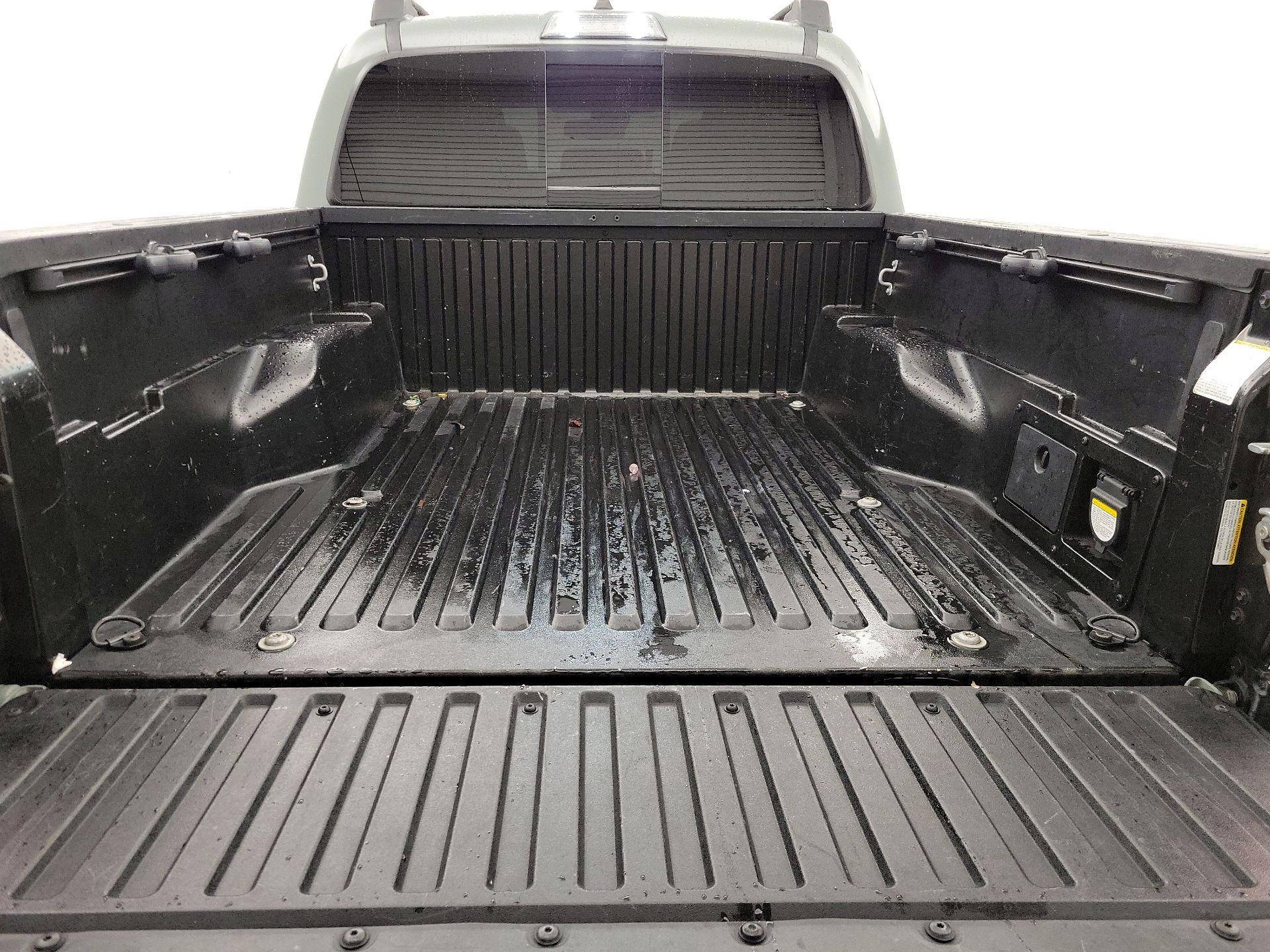 Thumbnail: 2023 Toyota Tacoma - 20