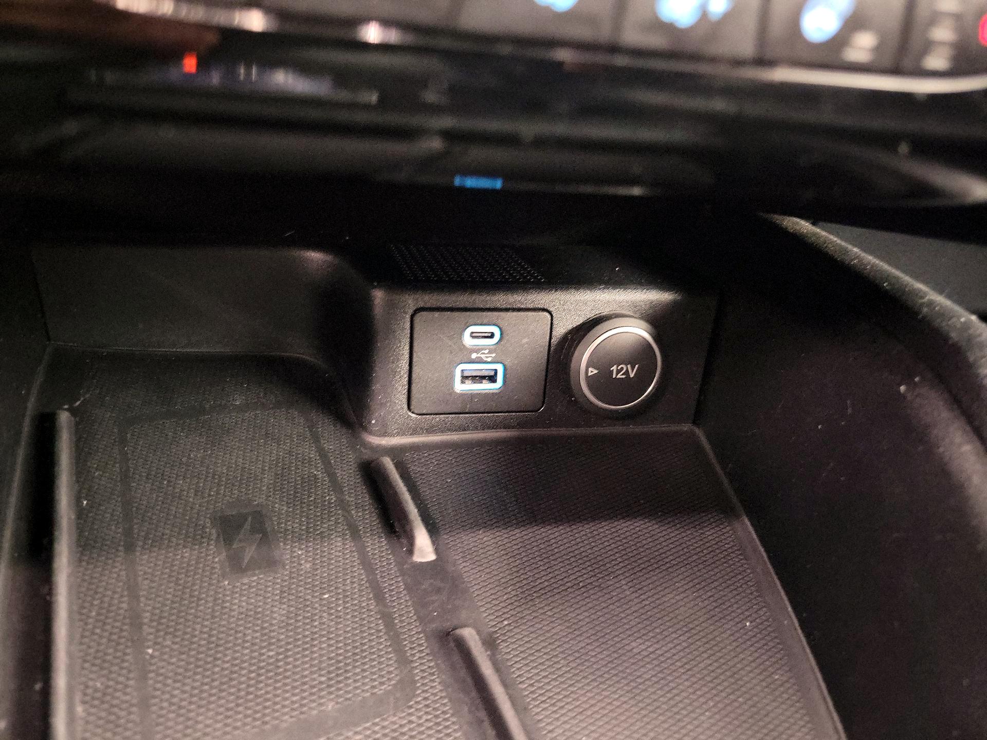 Thumbnail: 2021 Ford Escape - 18