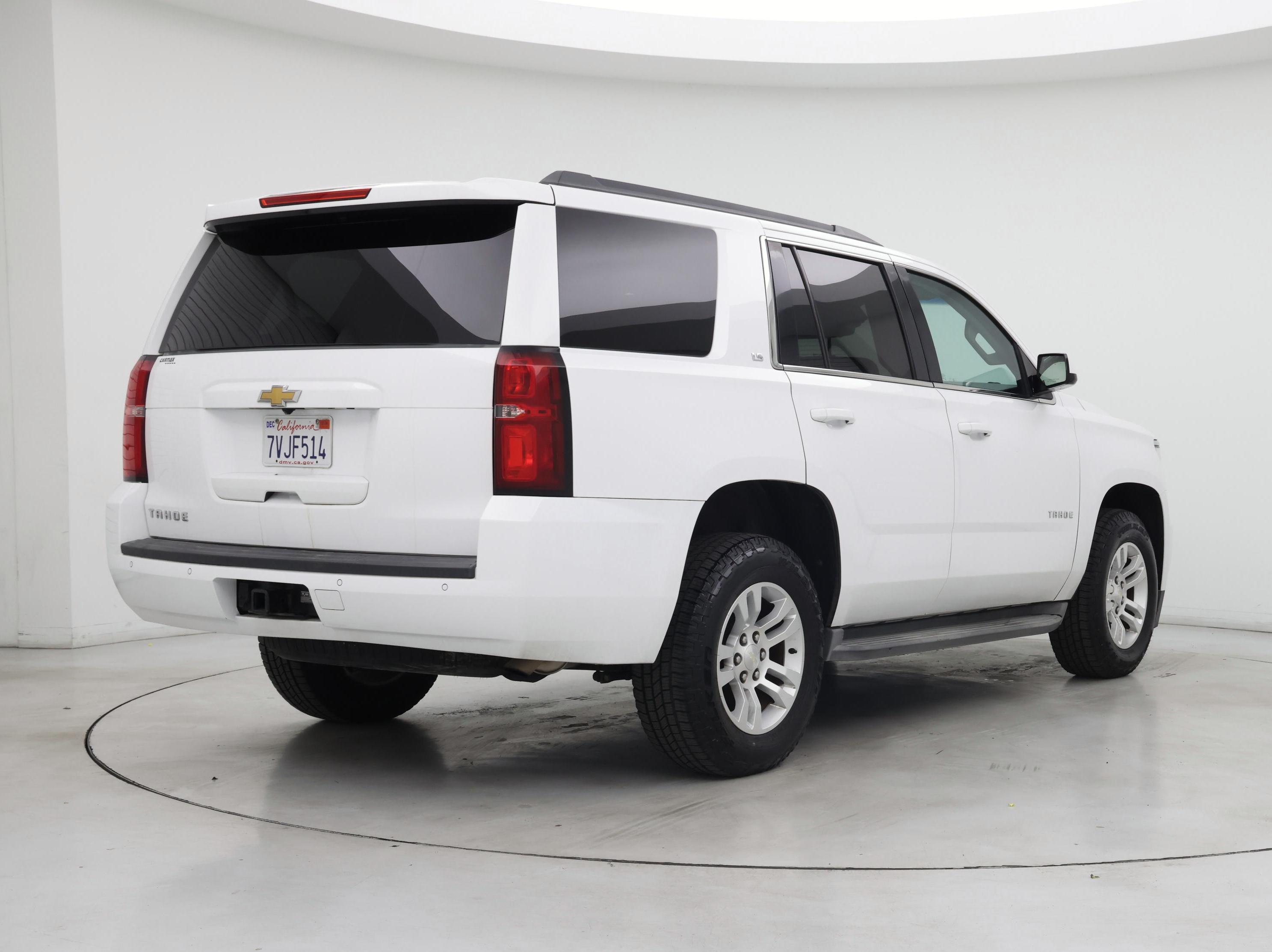 Thumbnail: 2016 Chevrolet Tahoe - 8