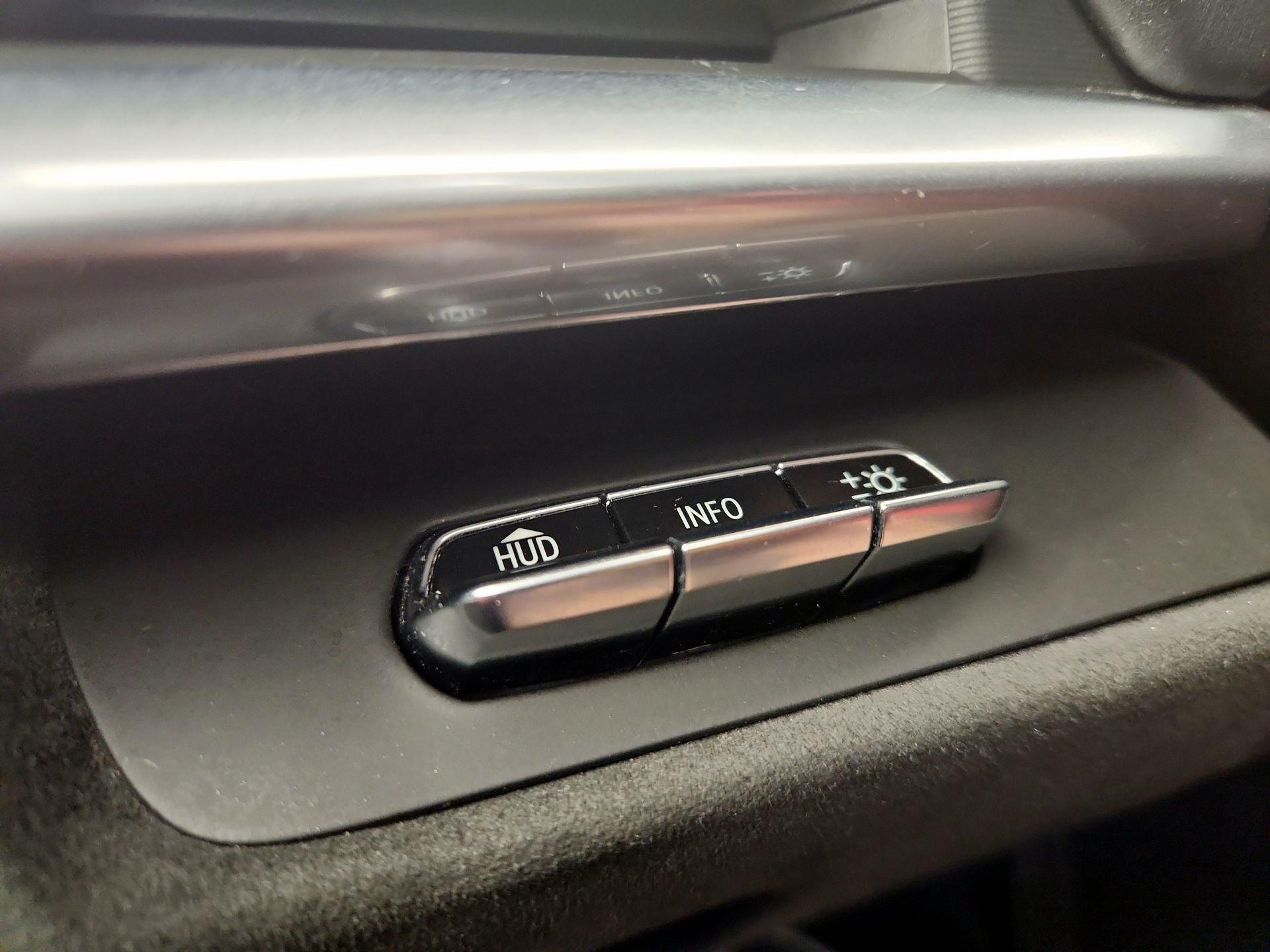 Thumbnail: 2021 Chevrolet Corvette - 13