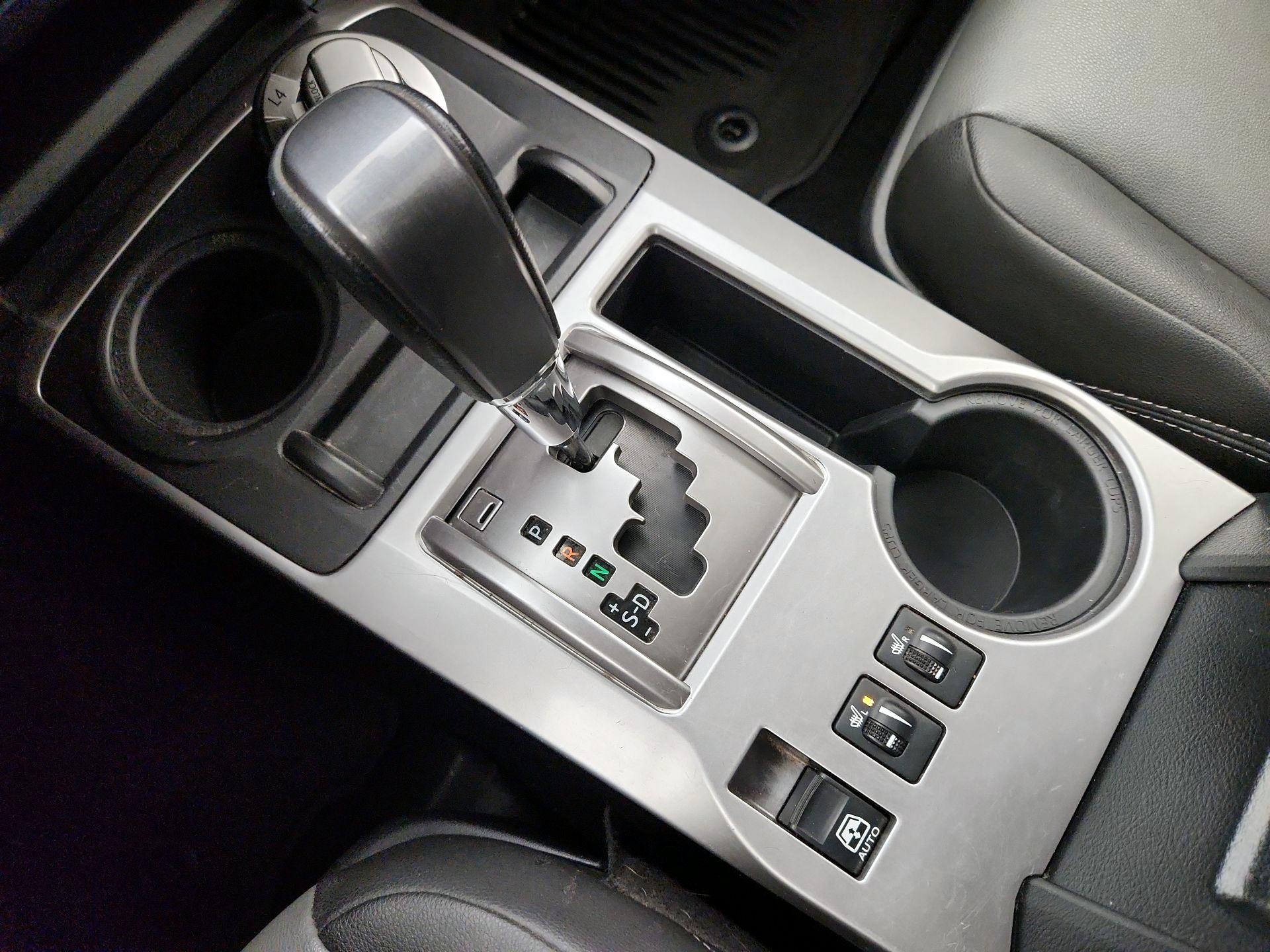 Thumbnail: 2021 Toyota 4Runner - 18