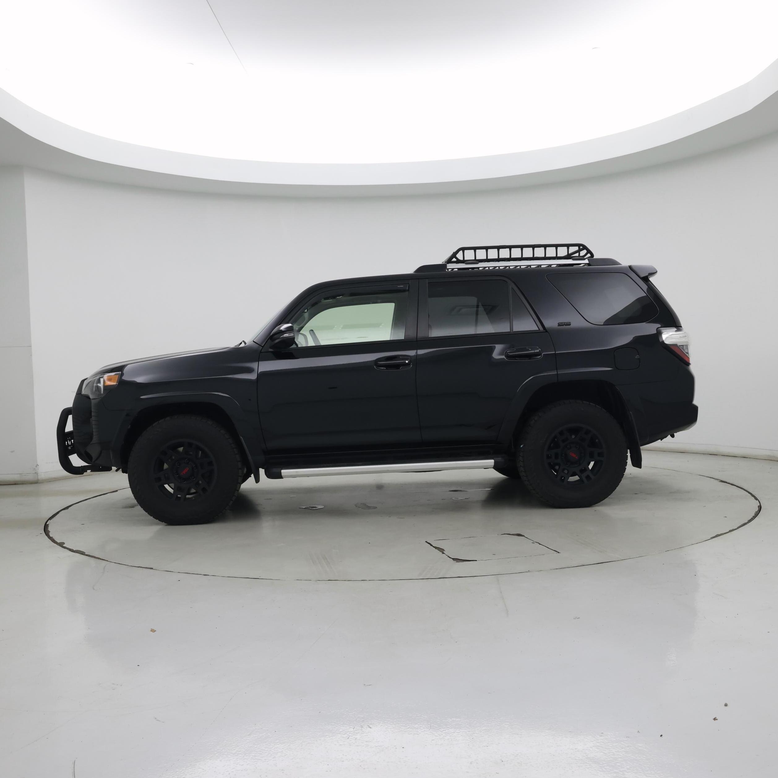 Thumbnail: 2021 Toyota 4Runner - 3