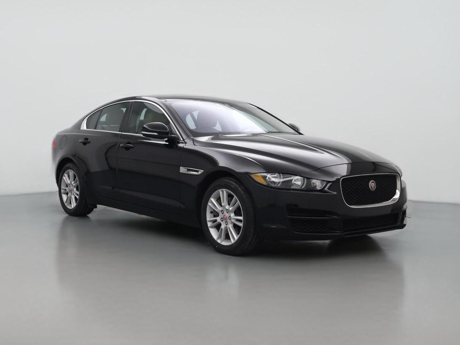 2019 Jaguar XE