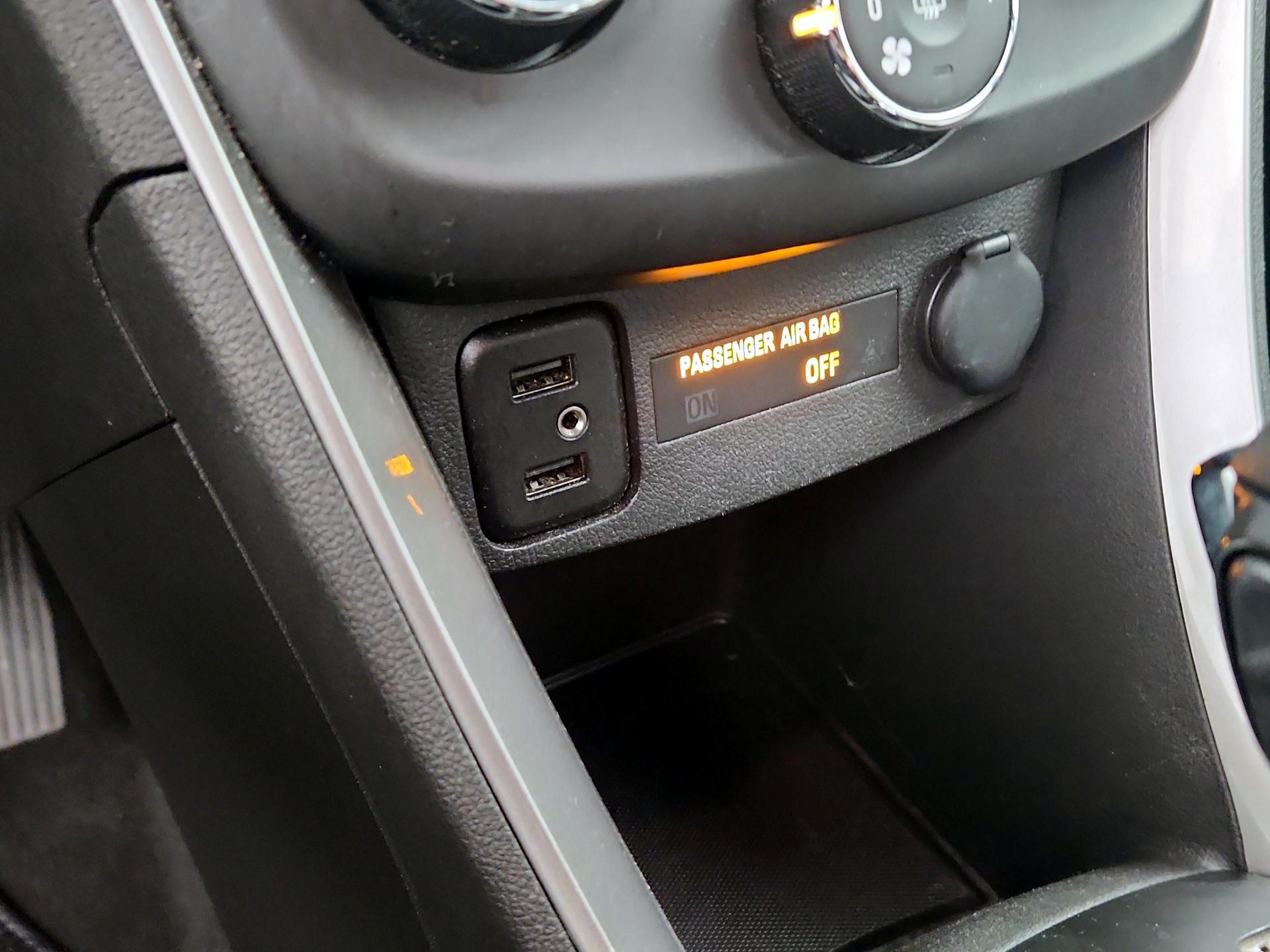 Thumbnail: 2022 Chevrolet Trax - 18