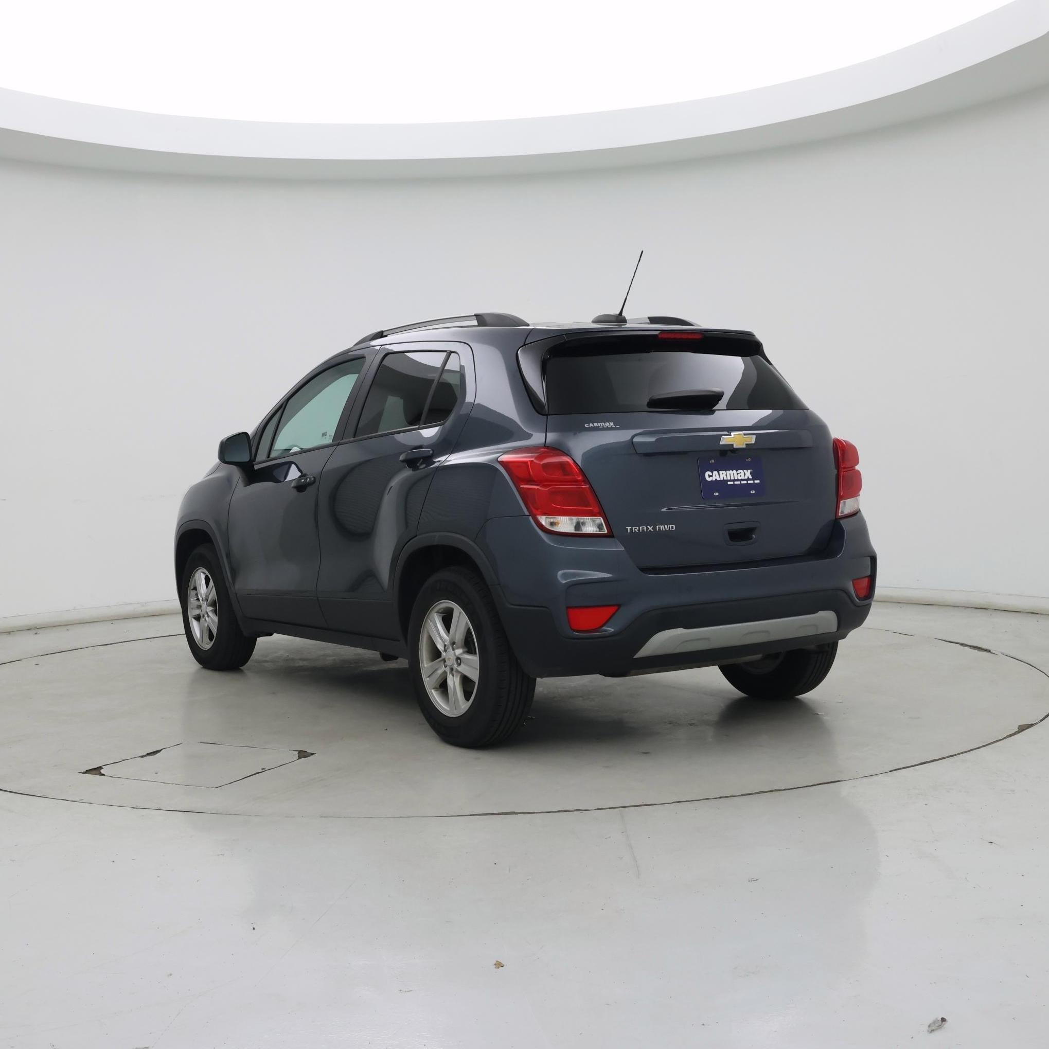 Thumbnail: 2022 Chevrolet Trax - 2