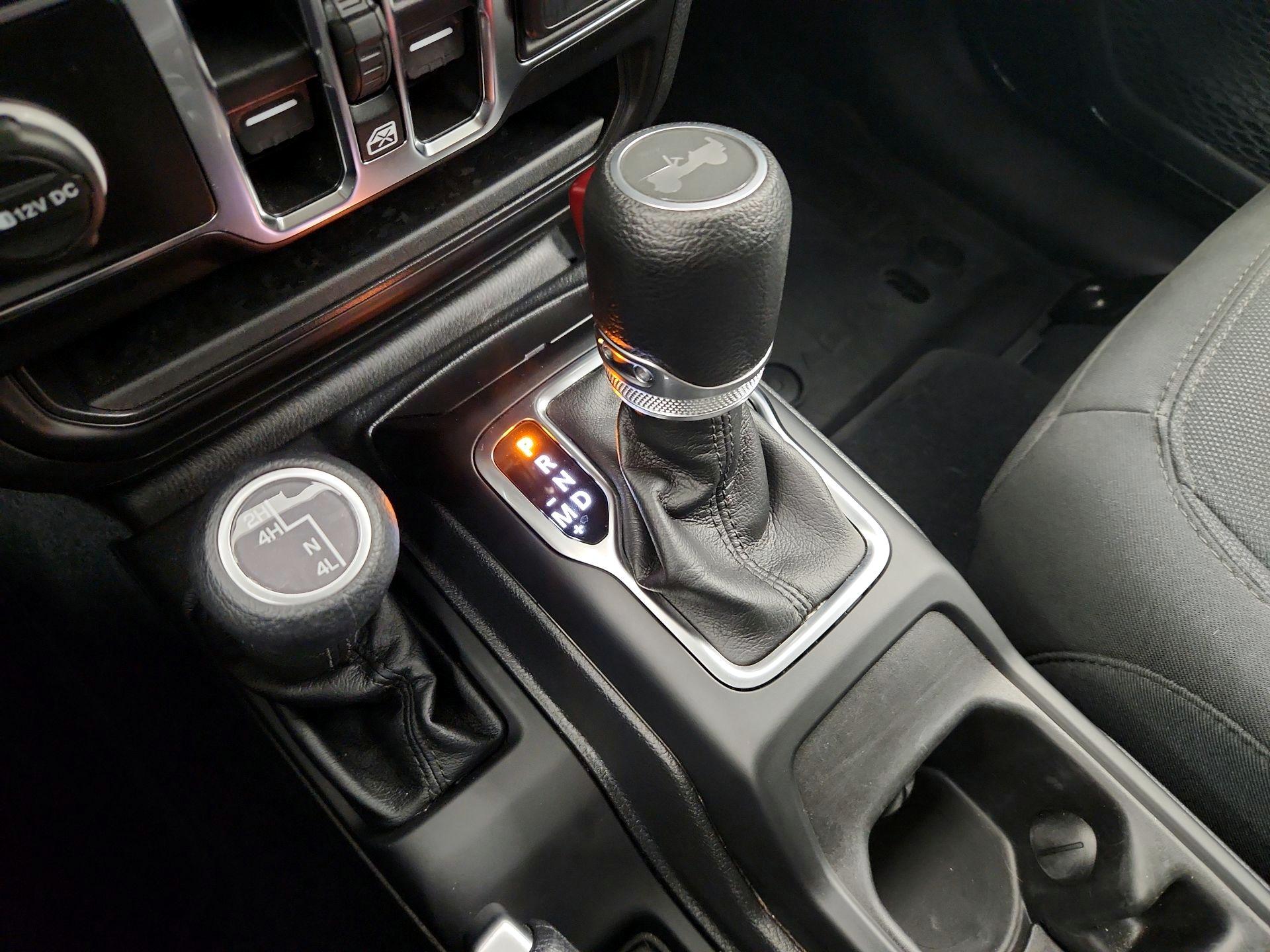 Thumbnail: 2023 Jeep Wrangler - 17