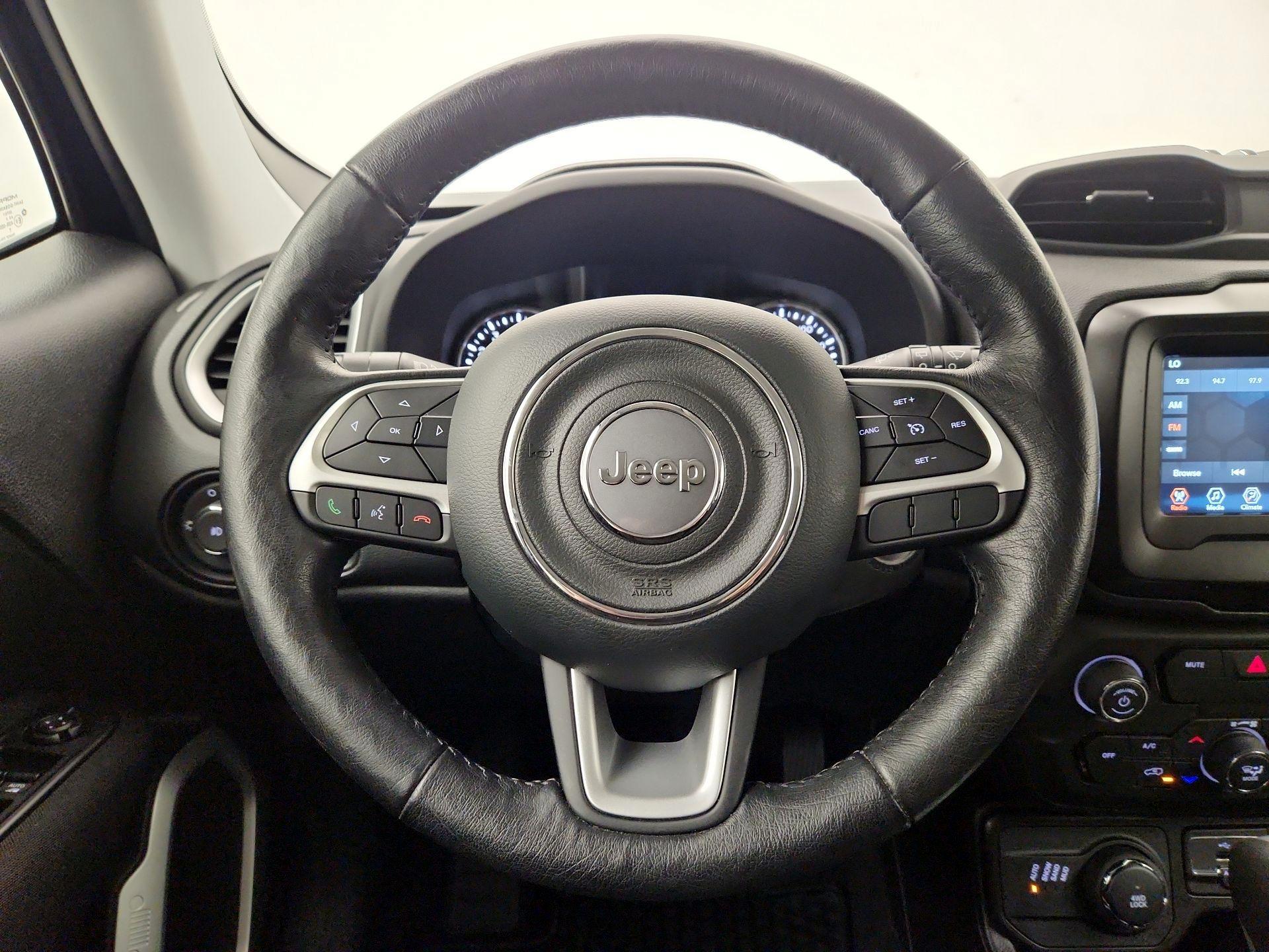 Thumbnail: 2020 Jeep Renegade - 10