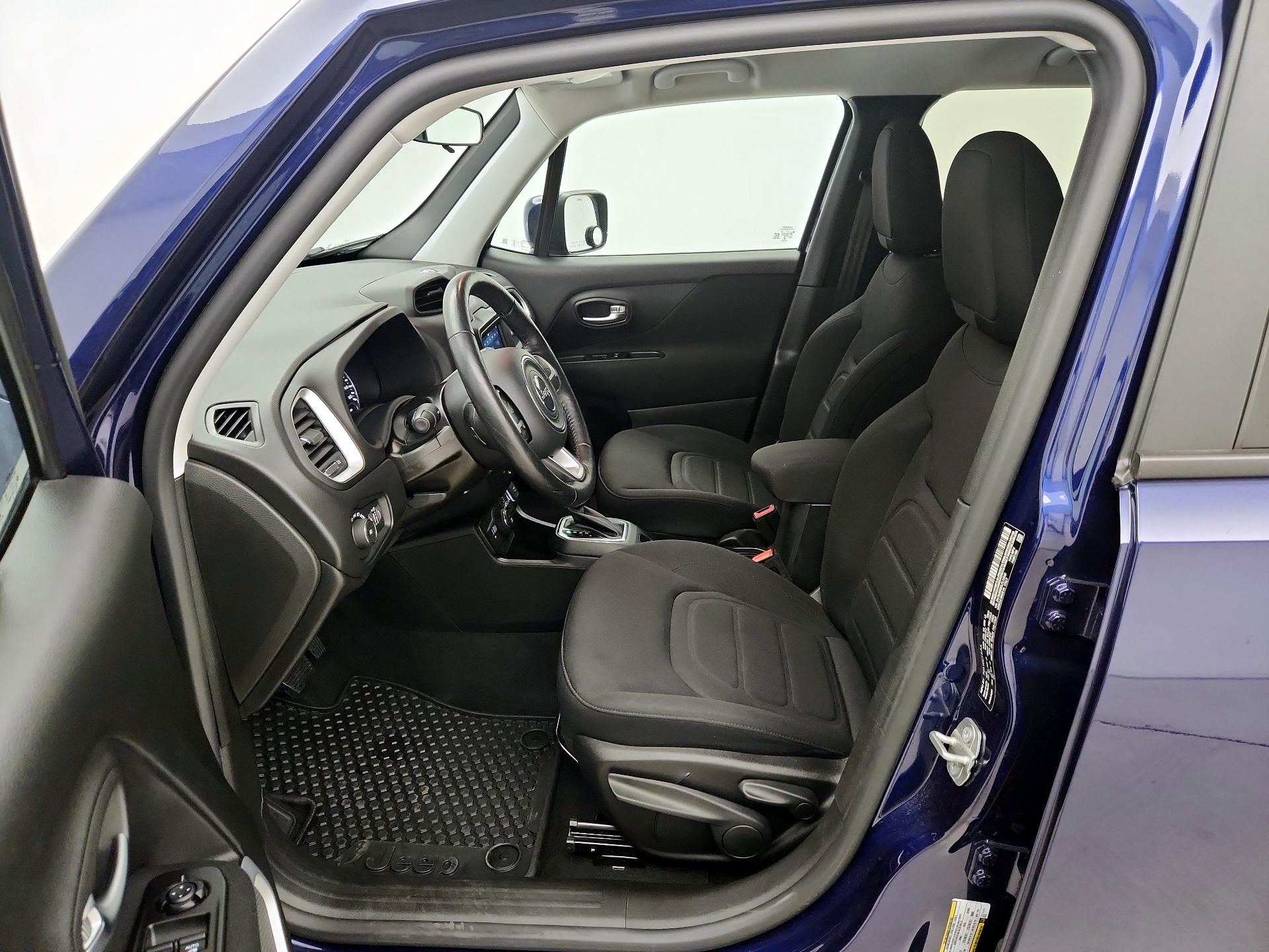 Thumbnail: 2020 Jeep Renegade - 11