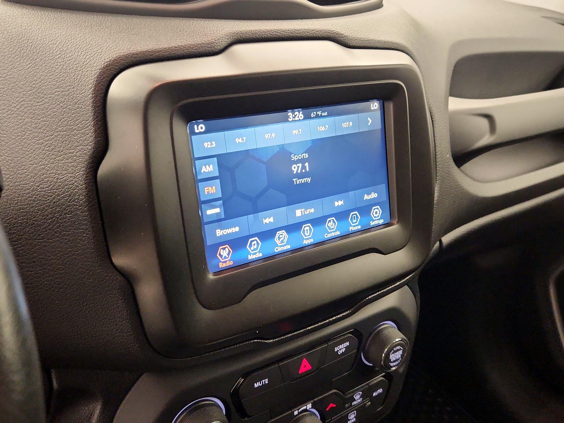 Thumbnail: 2020 Jeep Renegade - 15
