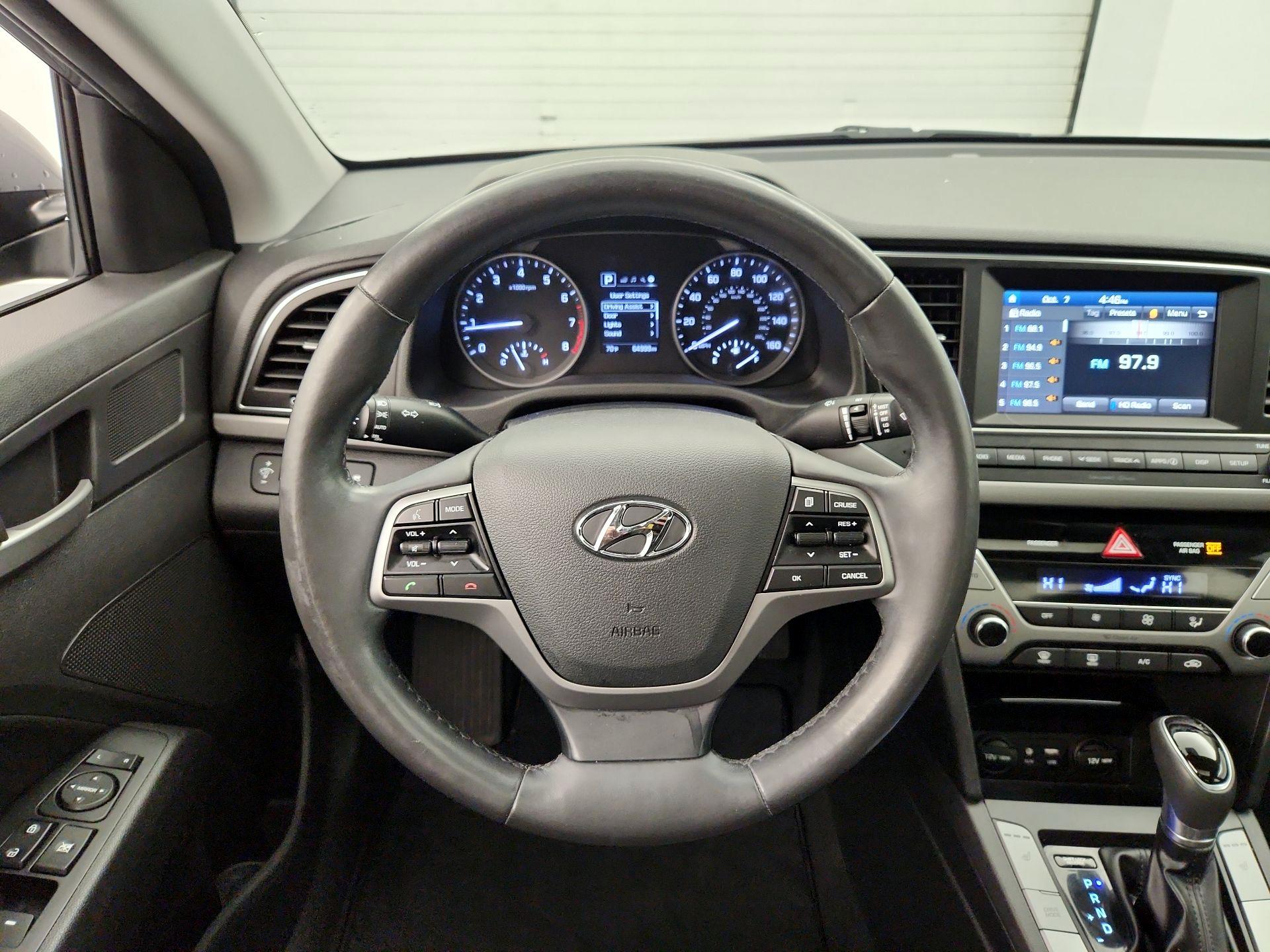Thumbnail: 2017 Hyundai Elantra - 10