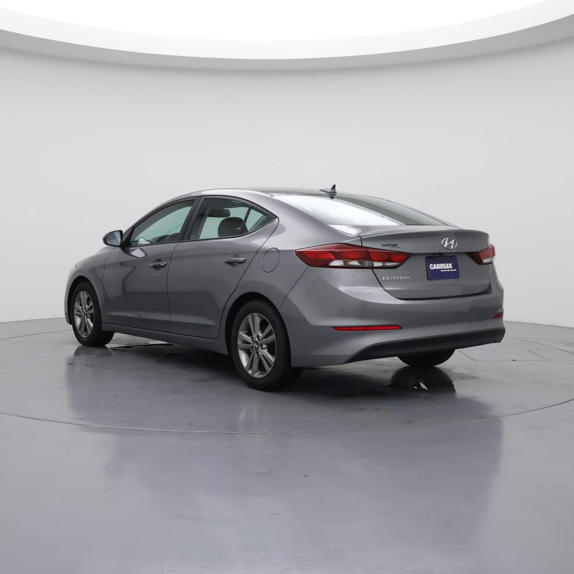 Thumbnail: 2017 Hyundai Elantra - 2