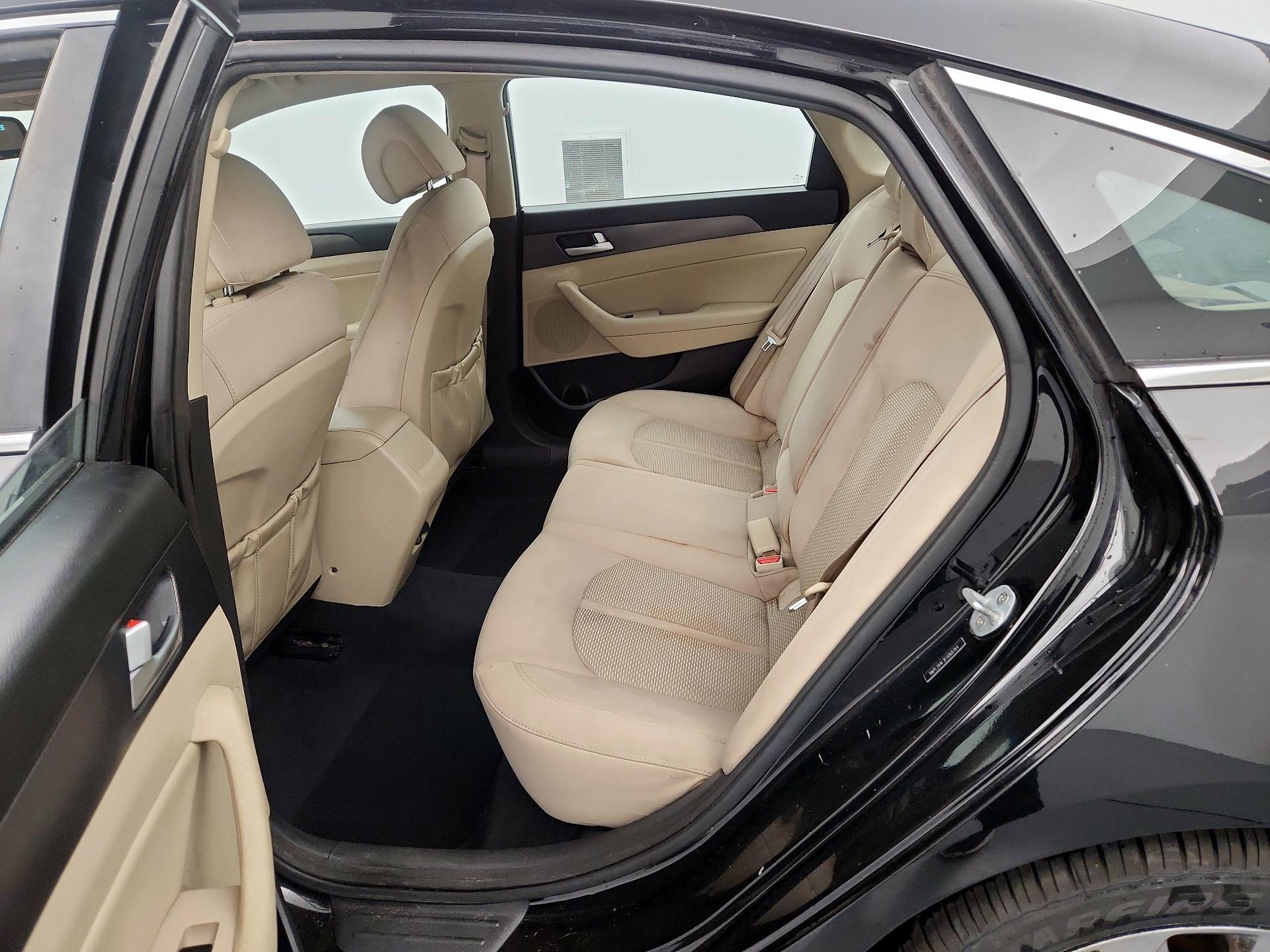 Thumbnail: 2015 Hyundai Sonata - 19