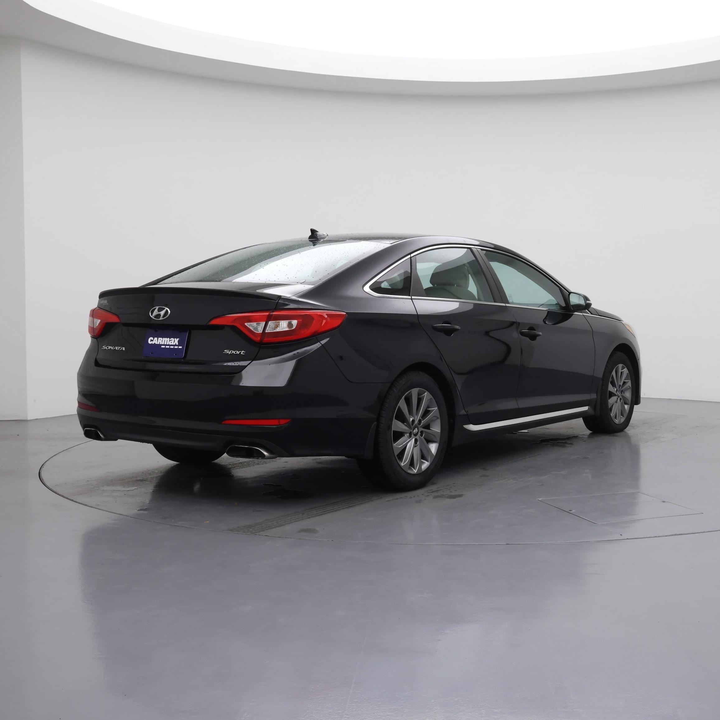 Thumbnail: 2015 Hyundai Sonata - 8