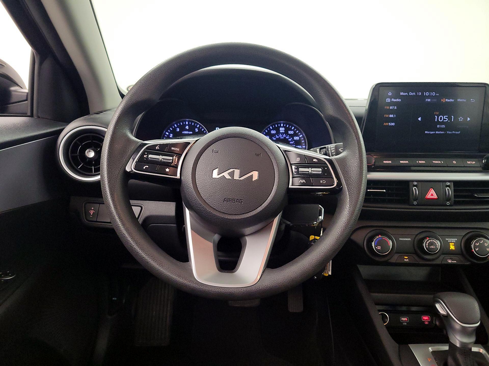 Thumbnail: 2024 Kia Forte - 10