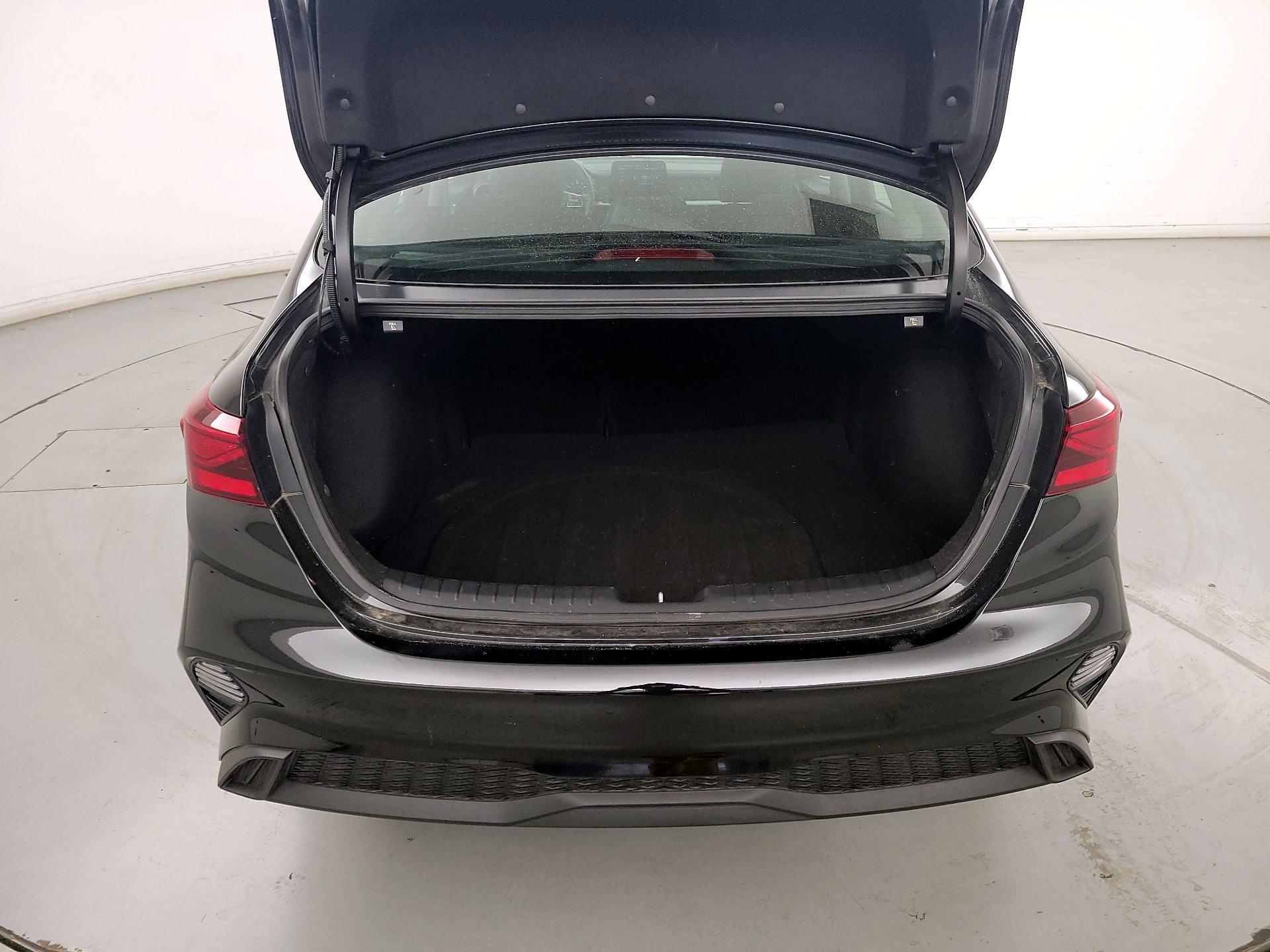Thumbnail: 2024 Kia Forte - 20