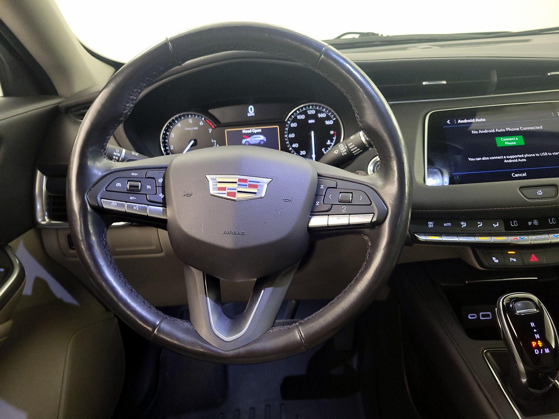 Thumbnail: 2021 Cadillac XT4 - 10
