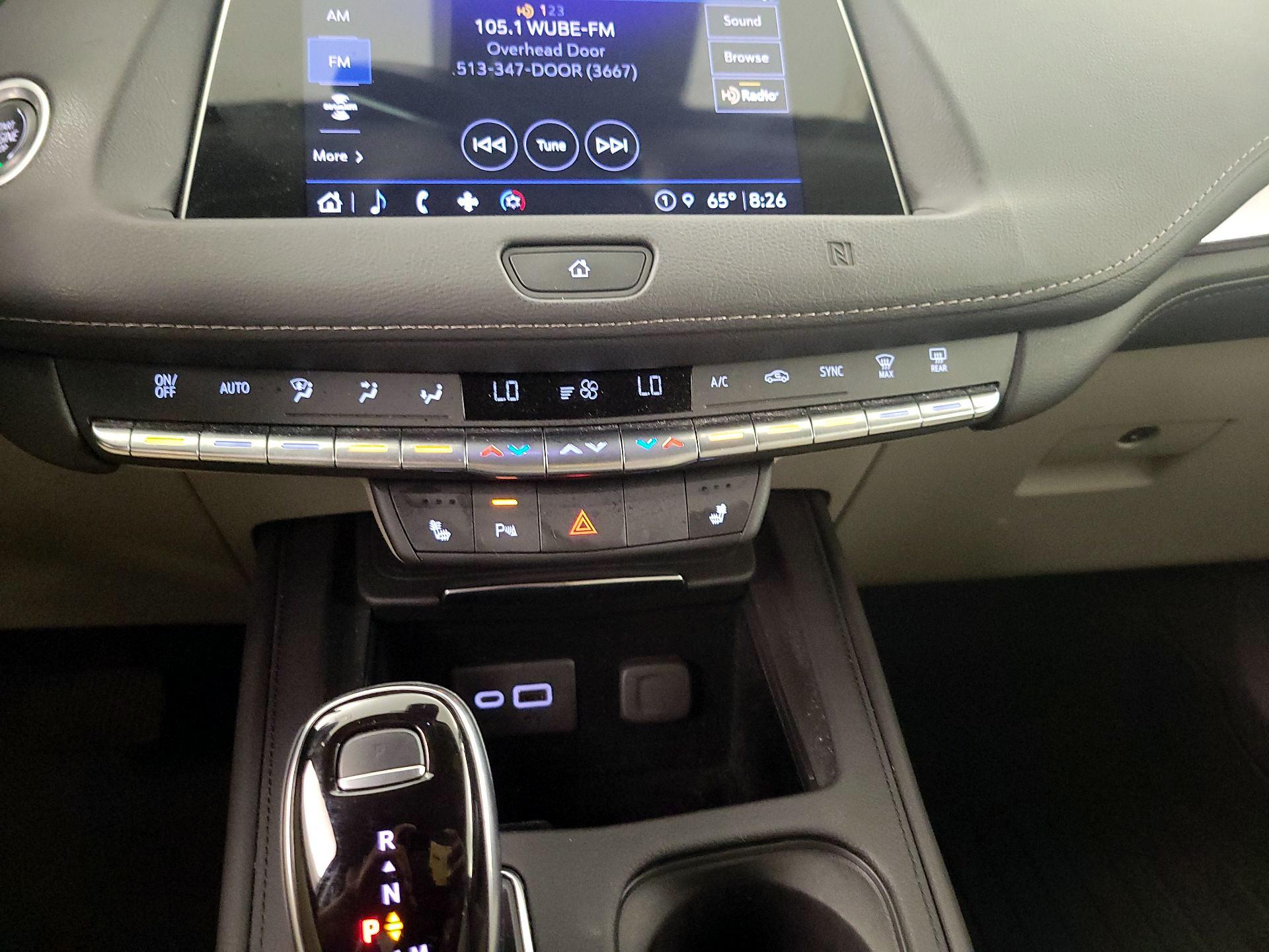 Thumbnail: 2021 Cadillac XT4 - 16