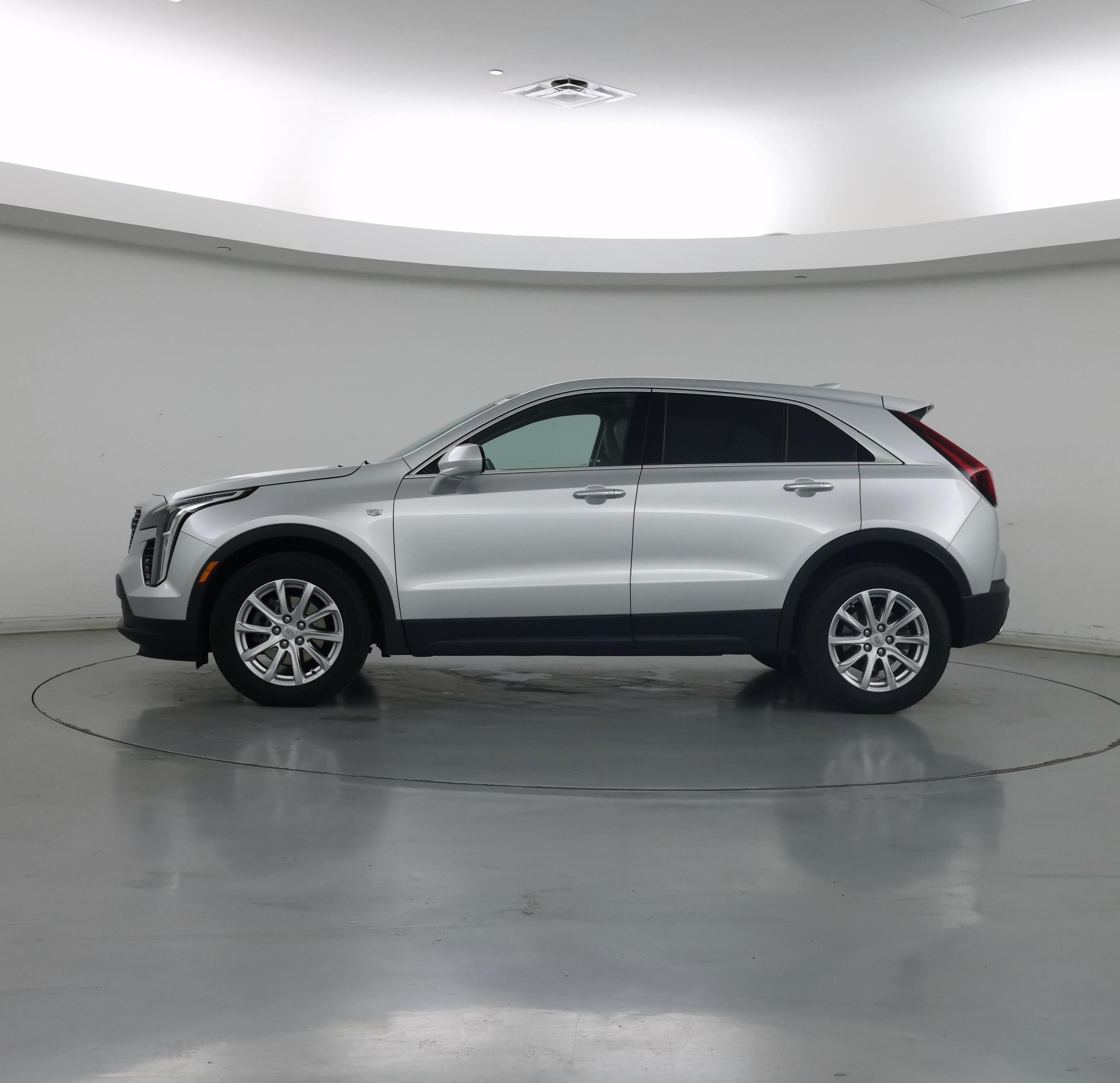Thumbnail: 2021 Cadillac XT4 - 3