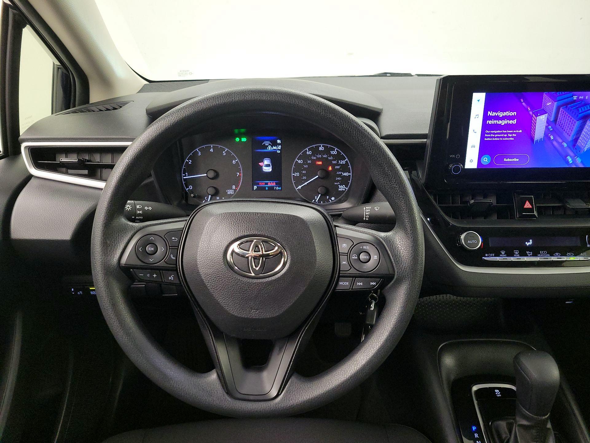 Thumbnail: 2023 Toyota Corolla - 10
