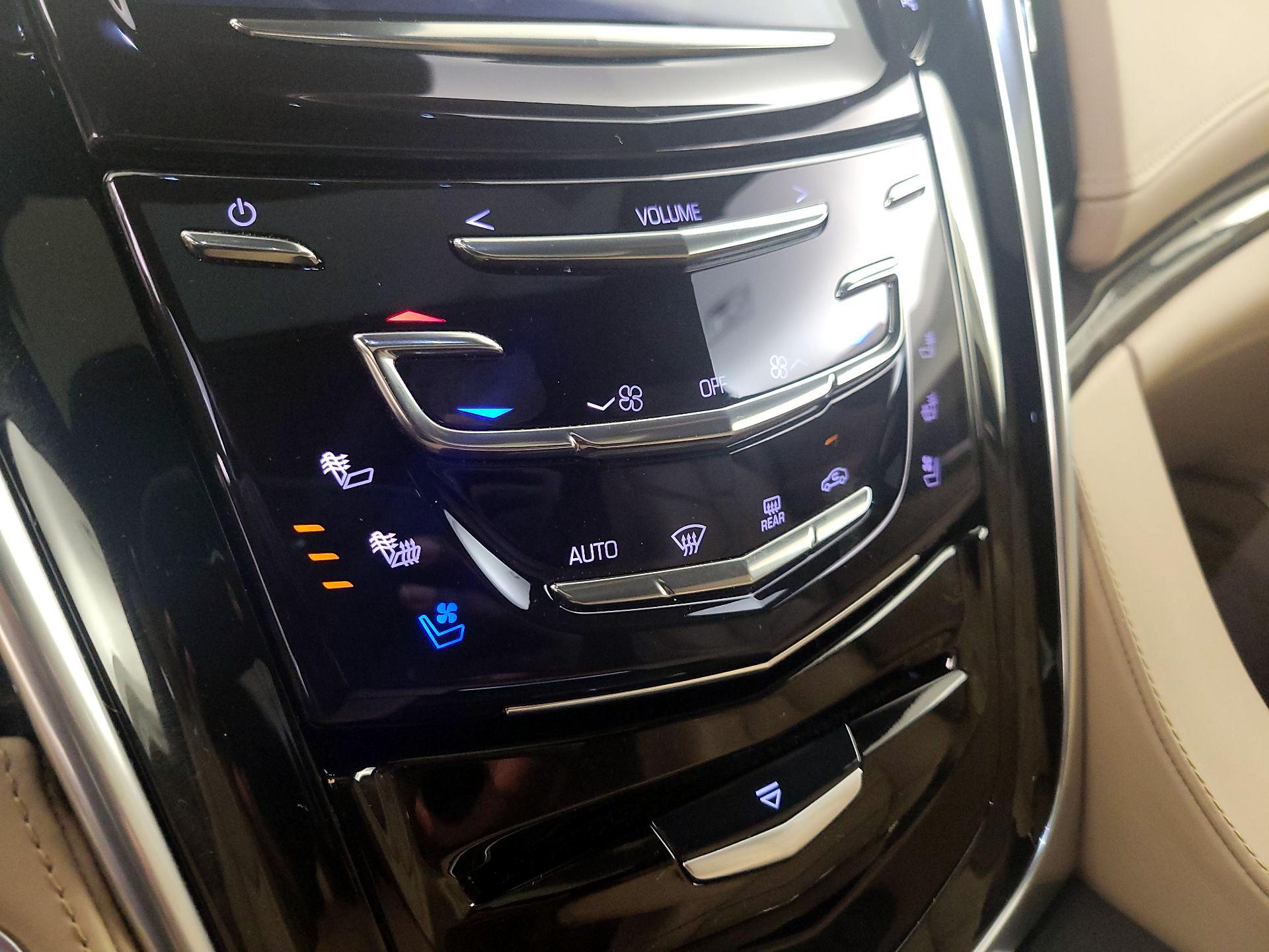 Thumbnail: 2020 Cadillac Escalade - 17