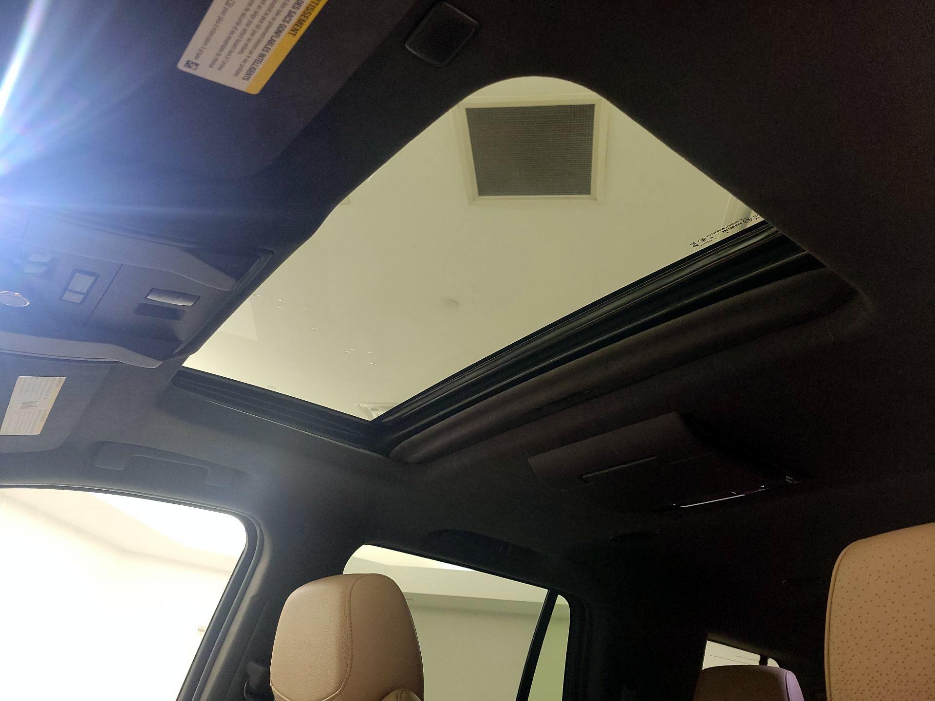 Thumbnail: 2020 Cadillac Escalade - 20