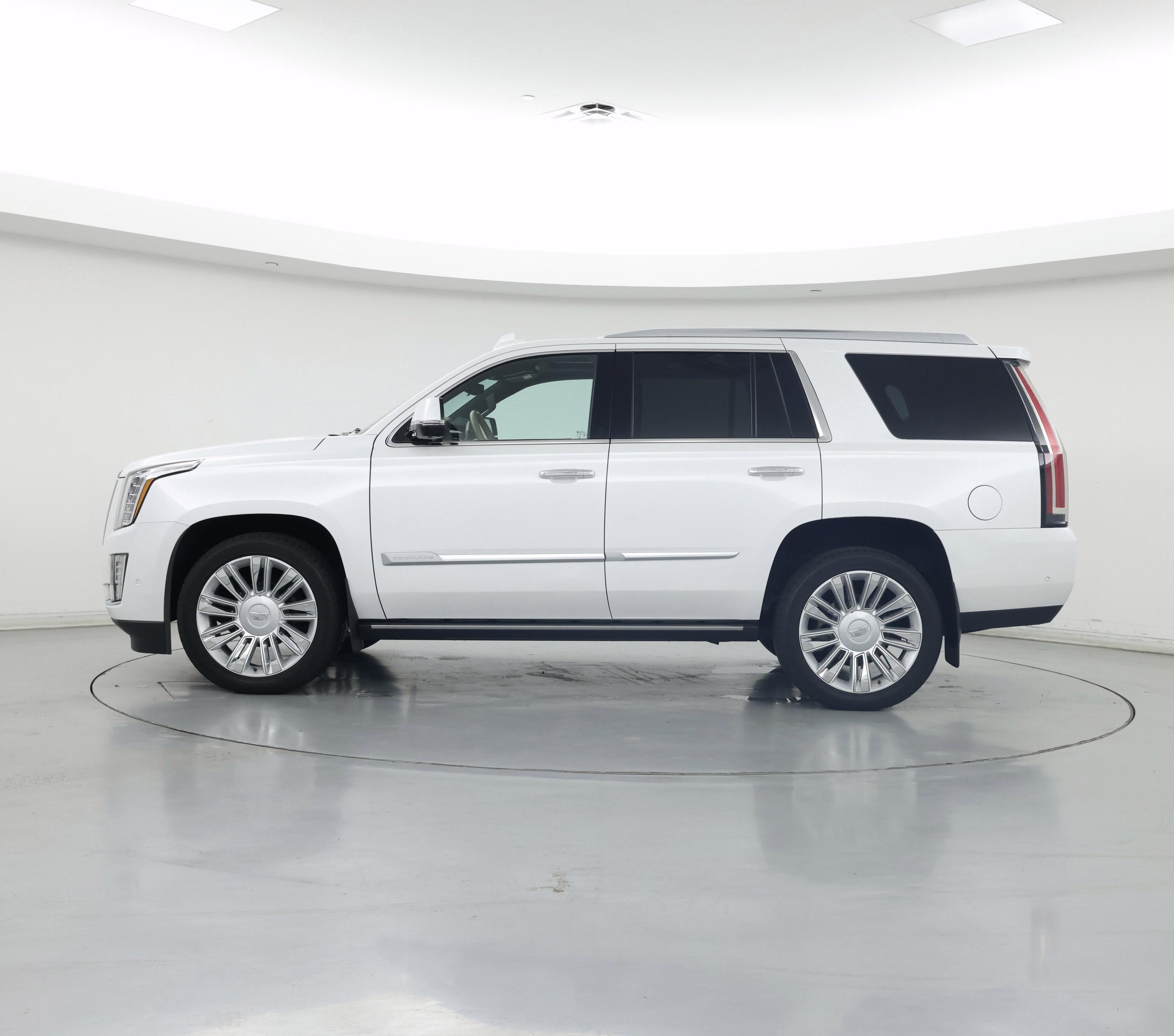 Thumbnail: 2020 Cadillac Escalade - 3