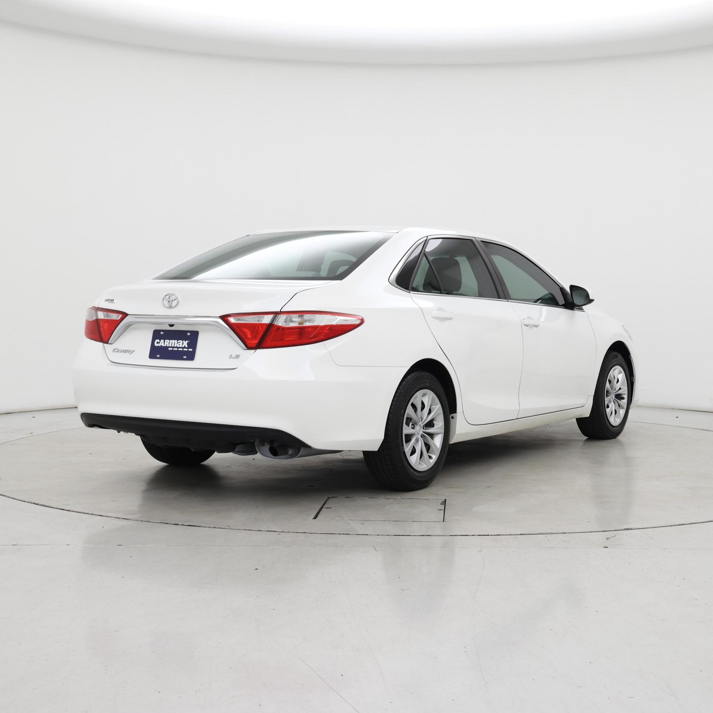 Thumbnail: 2016 Toyota Camry - 8