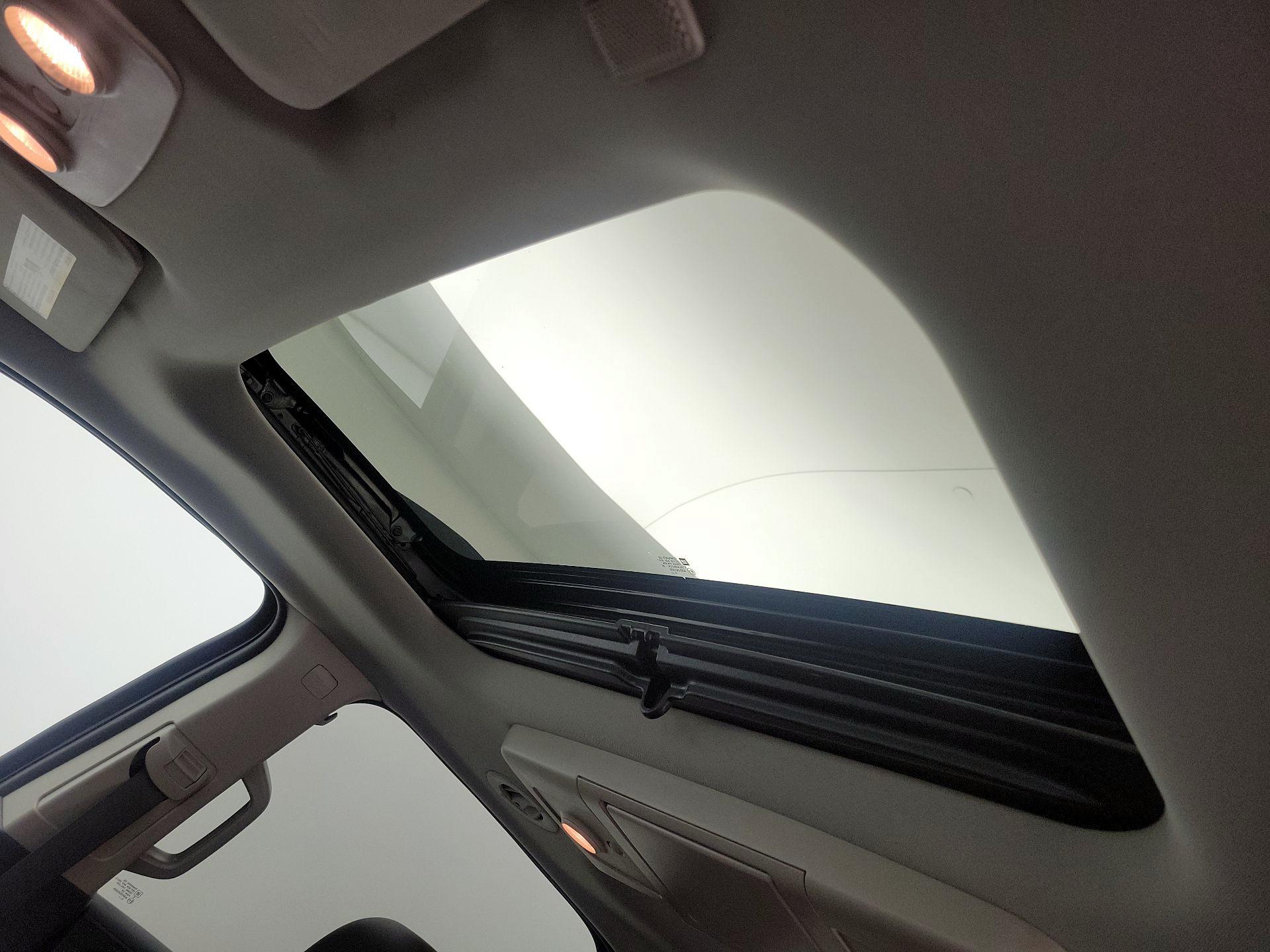 Thumbnail: 2016 GMC Acadia - 20