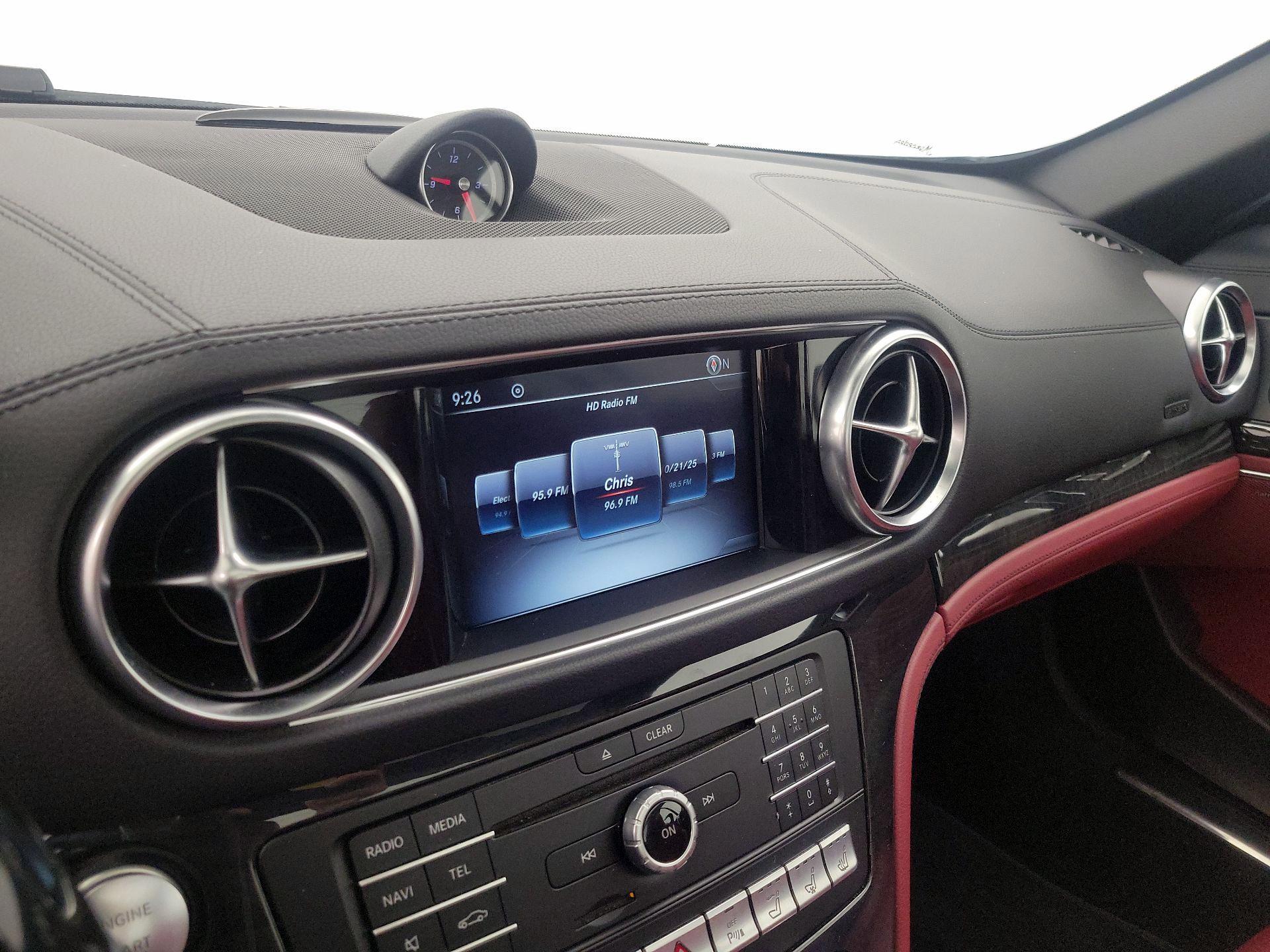 Thumbnail: 2018 Mercedes-Benz SL-Class - 16