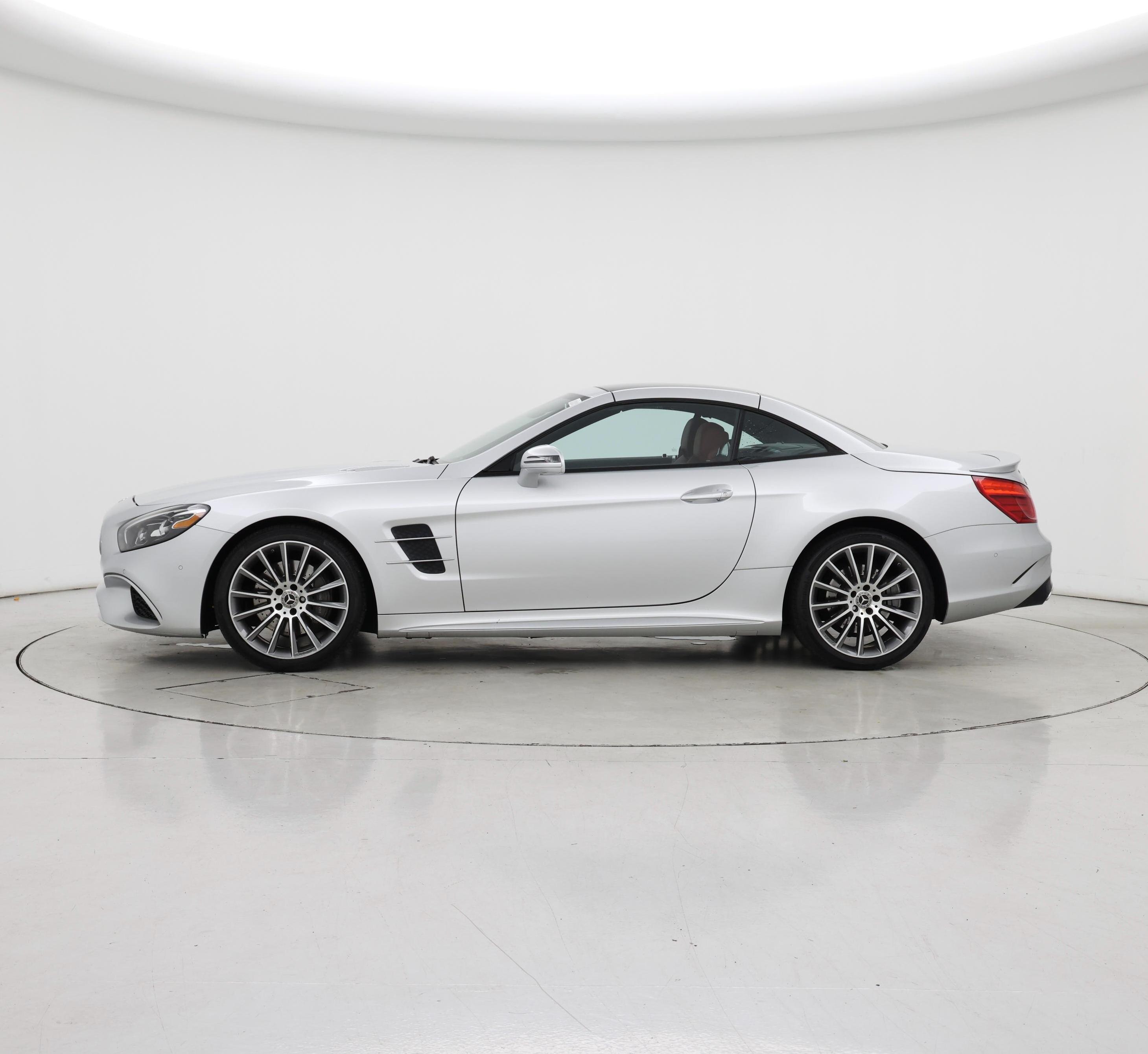 Thumbnail: 2018 Mercedes-Benz SL-Class - 3